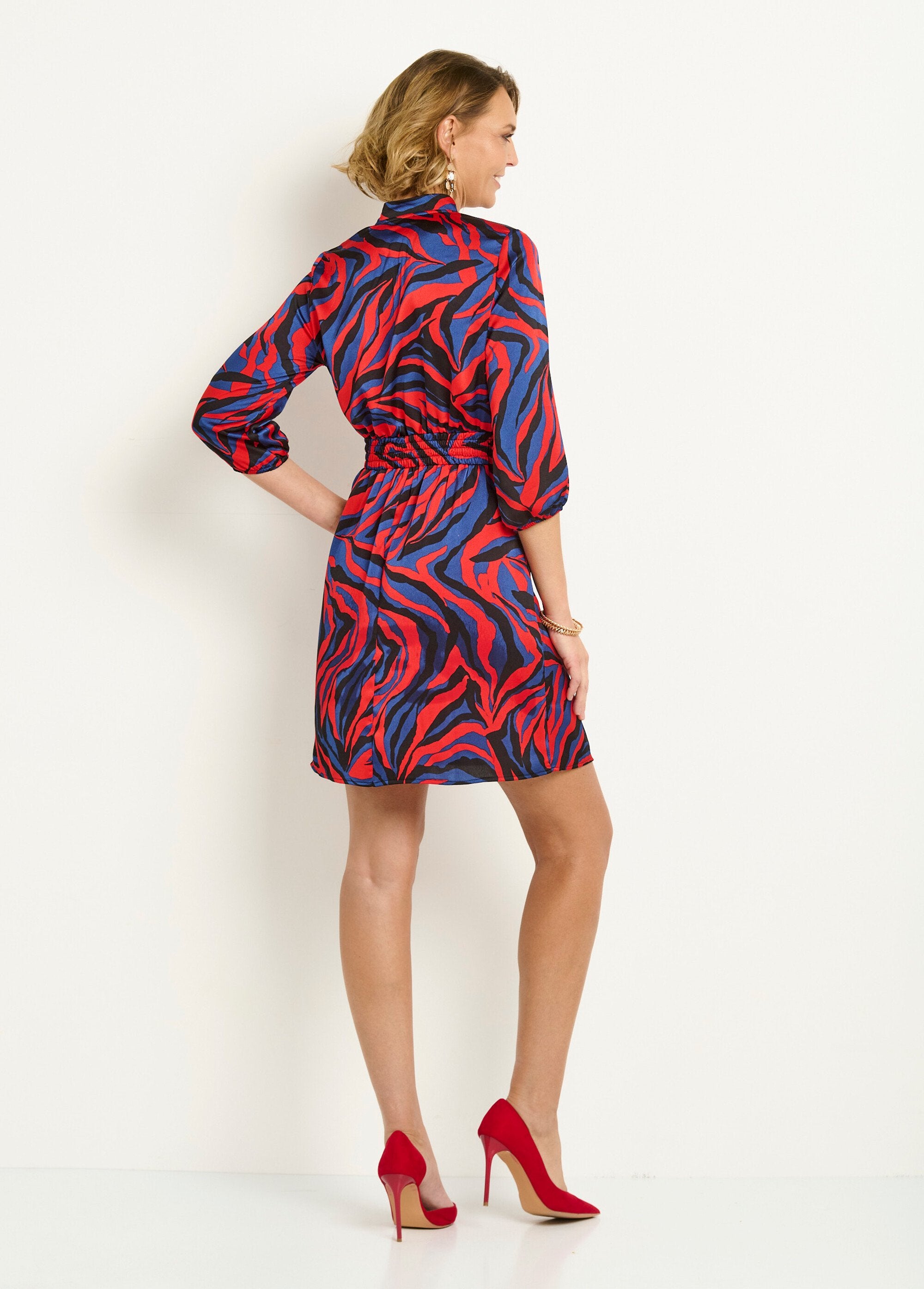 Vestido_curto_com_estampa_de_zebra_colorida_Rouge_et_bleu_DO1_slim