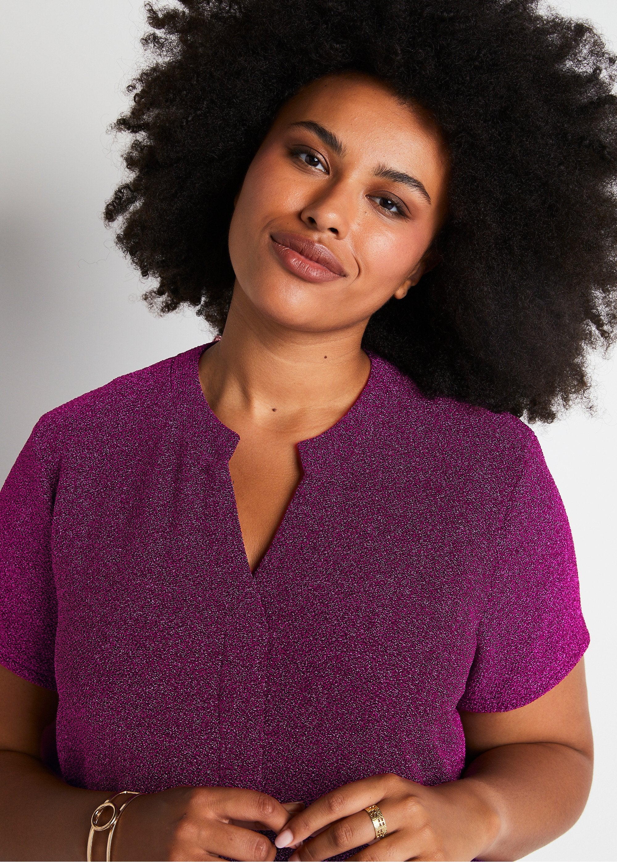 Vestido_curto_e_largo_em_malha_brilhante_Rose_DE1_curvy