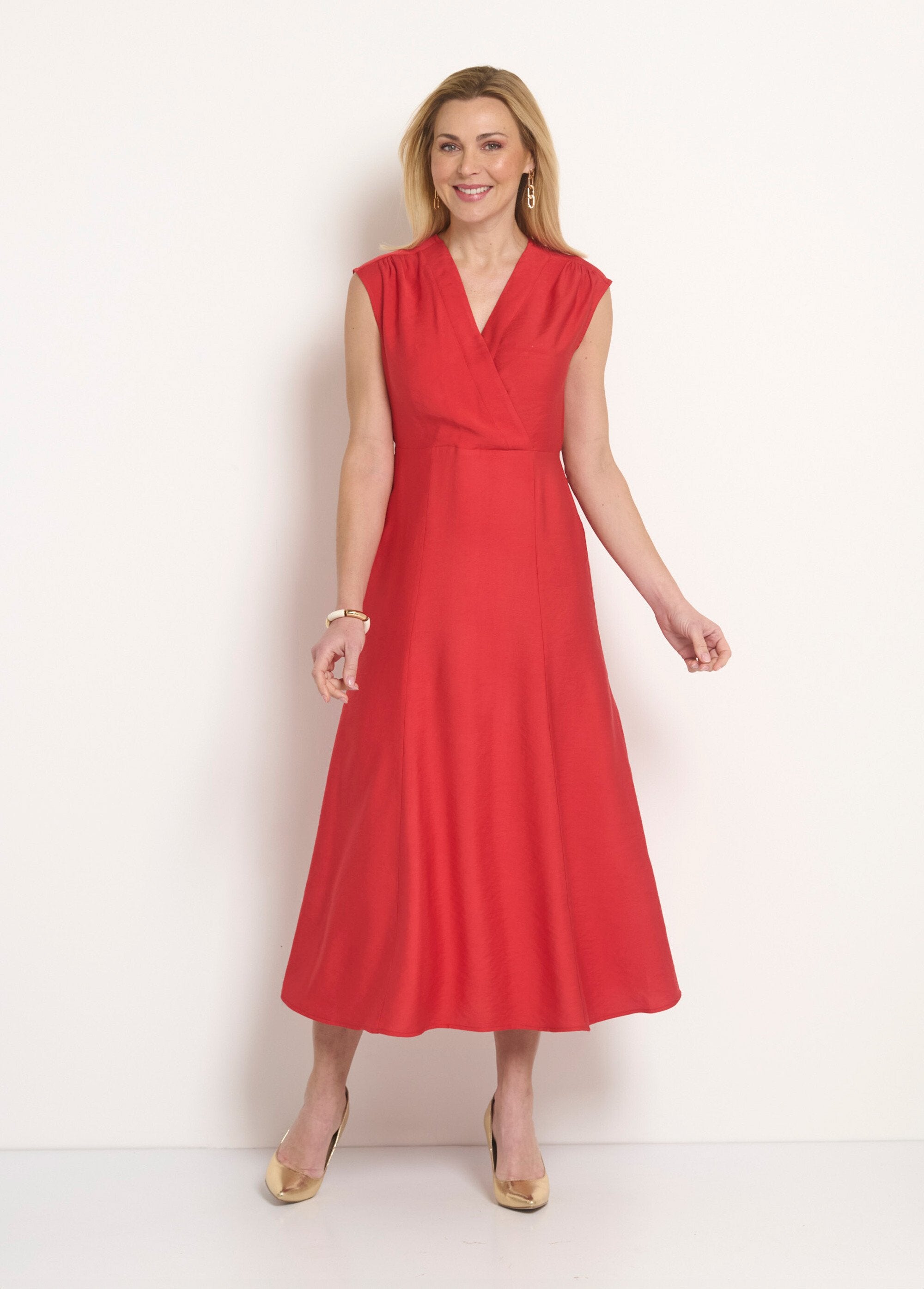 Vestido_longo_sem_mangas_com_decote_coração_Rouge_FA1_slim