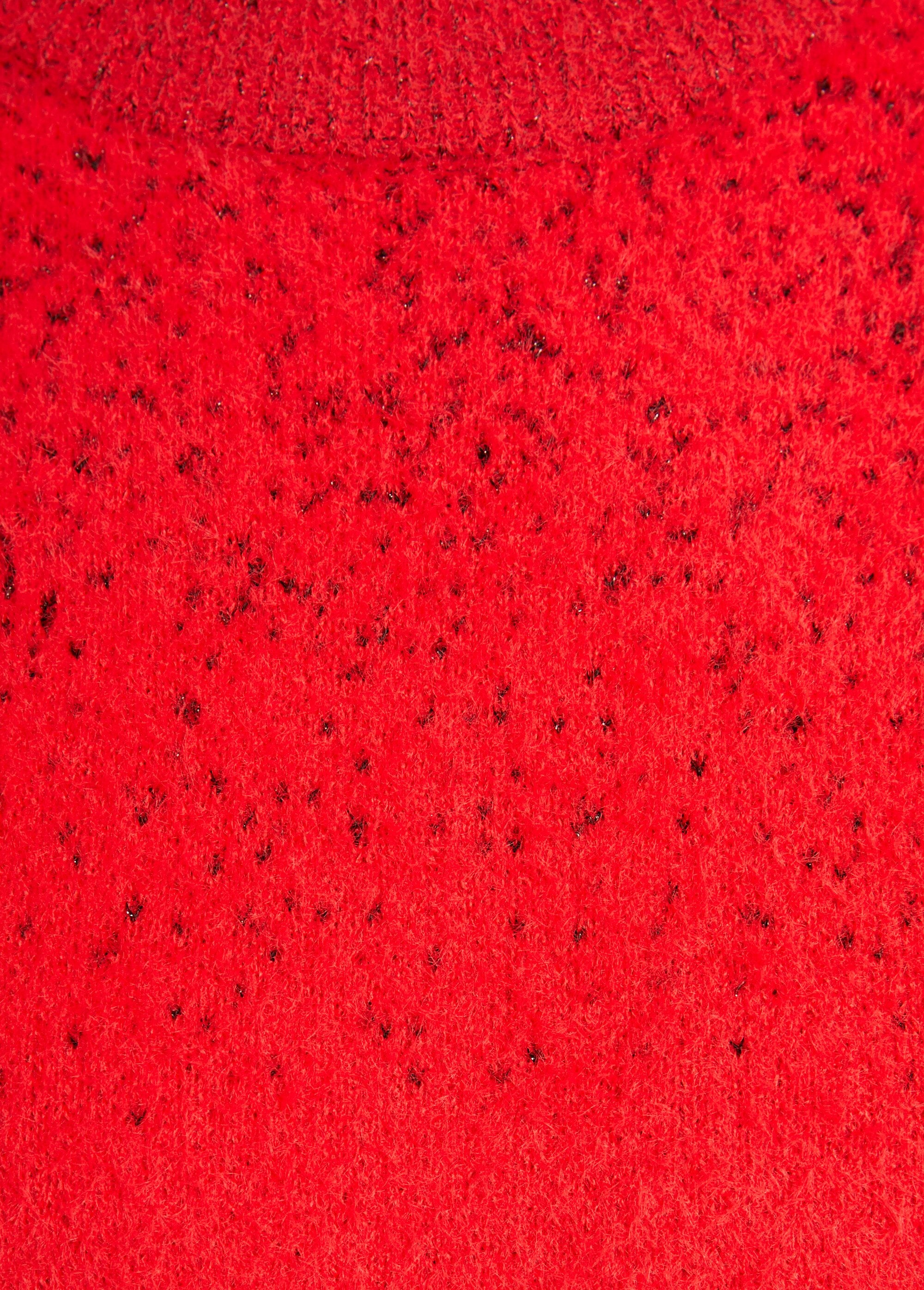 Vestido_curto_de_malha_brilhante_e_peludo_Rouge_DE3_slim