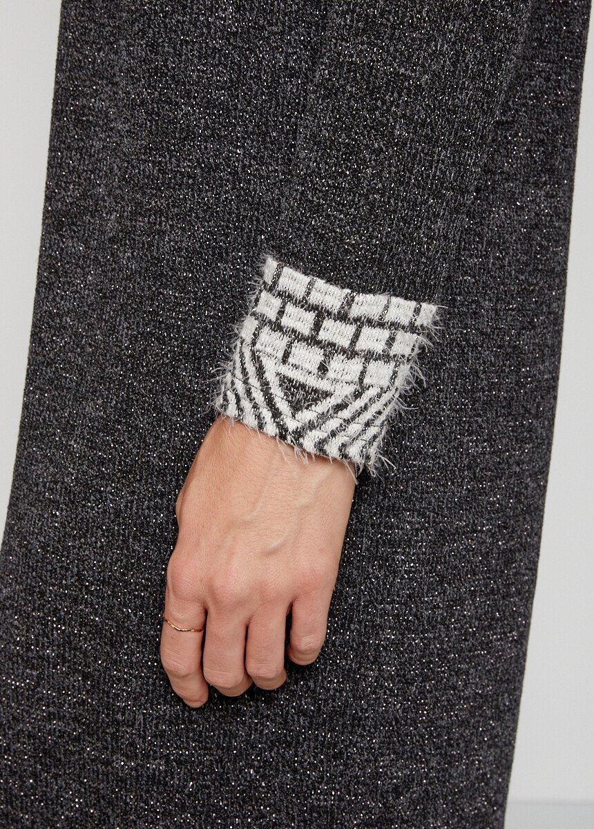 Vestido_suéter_de_malha_iridescente_com_detalhe_jacquard_Gris_DE2_slim