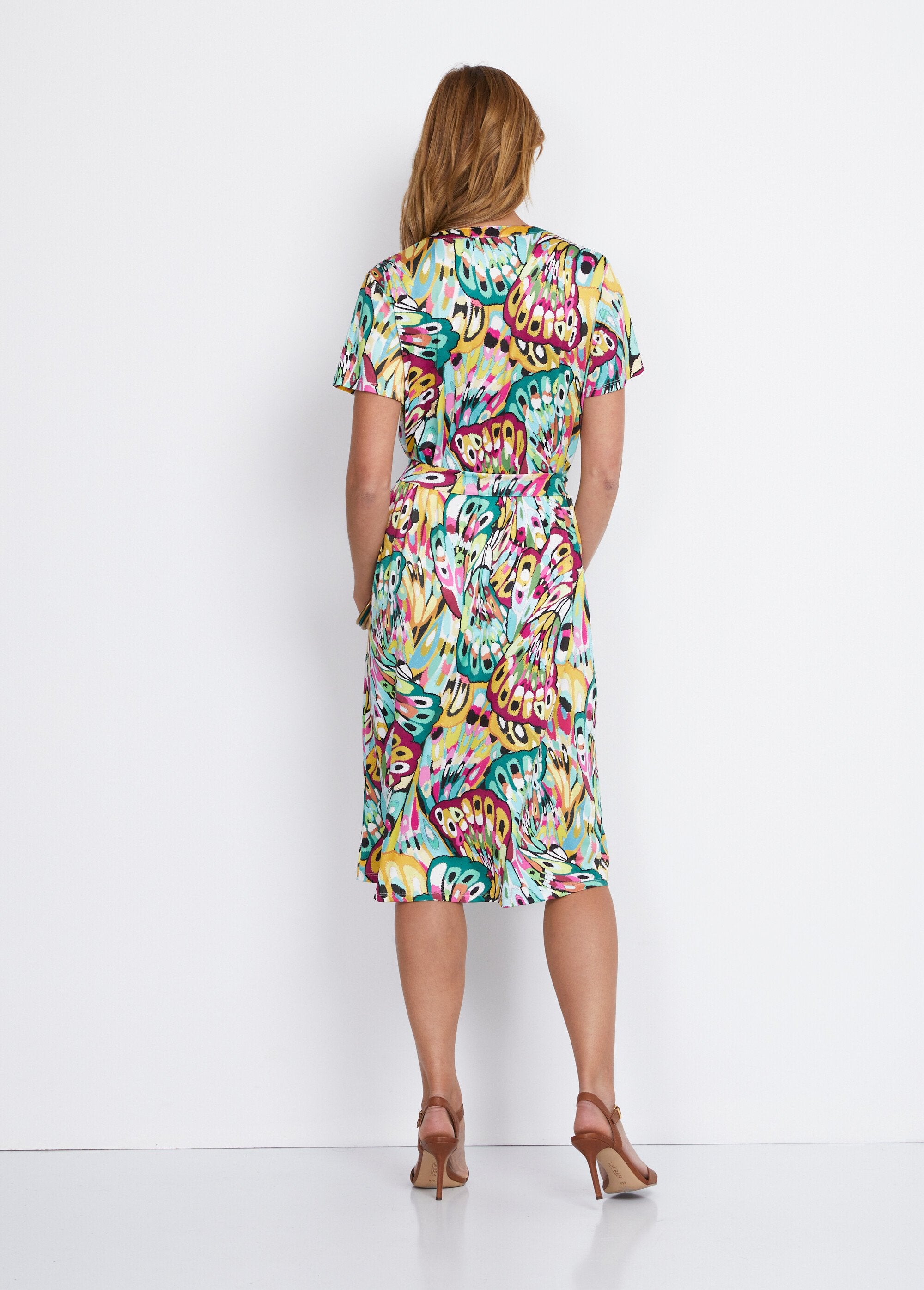 Vestido_curto_de_túnica_com_decote_em_V_estampado_Vert_et_rose_DO1_slim