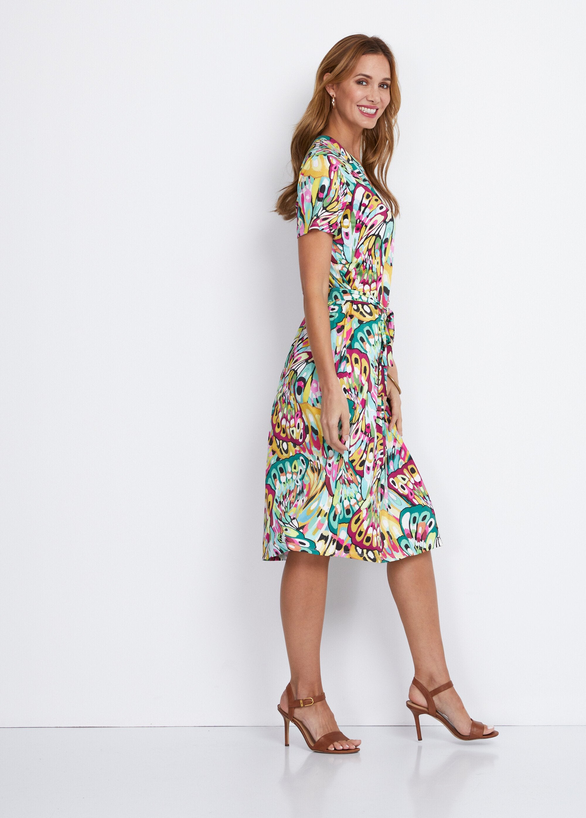 Vestido_curto_de_túnica_com_decote_em_V_estampado_Vert_et_rose_DR1_slim