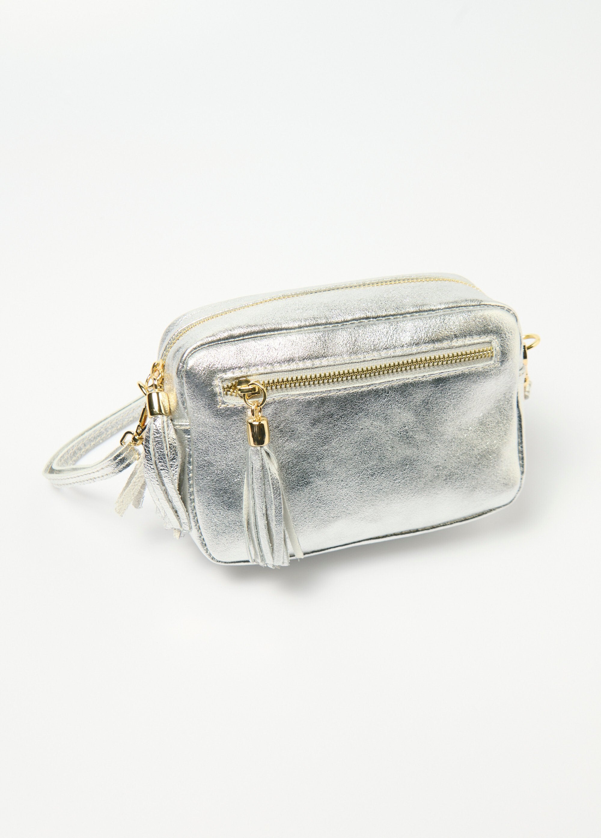 Bolsa_de_couro_em_formato_de_clutch_Argente_FA1_slim