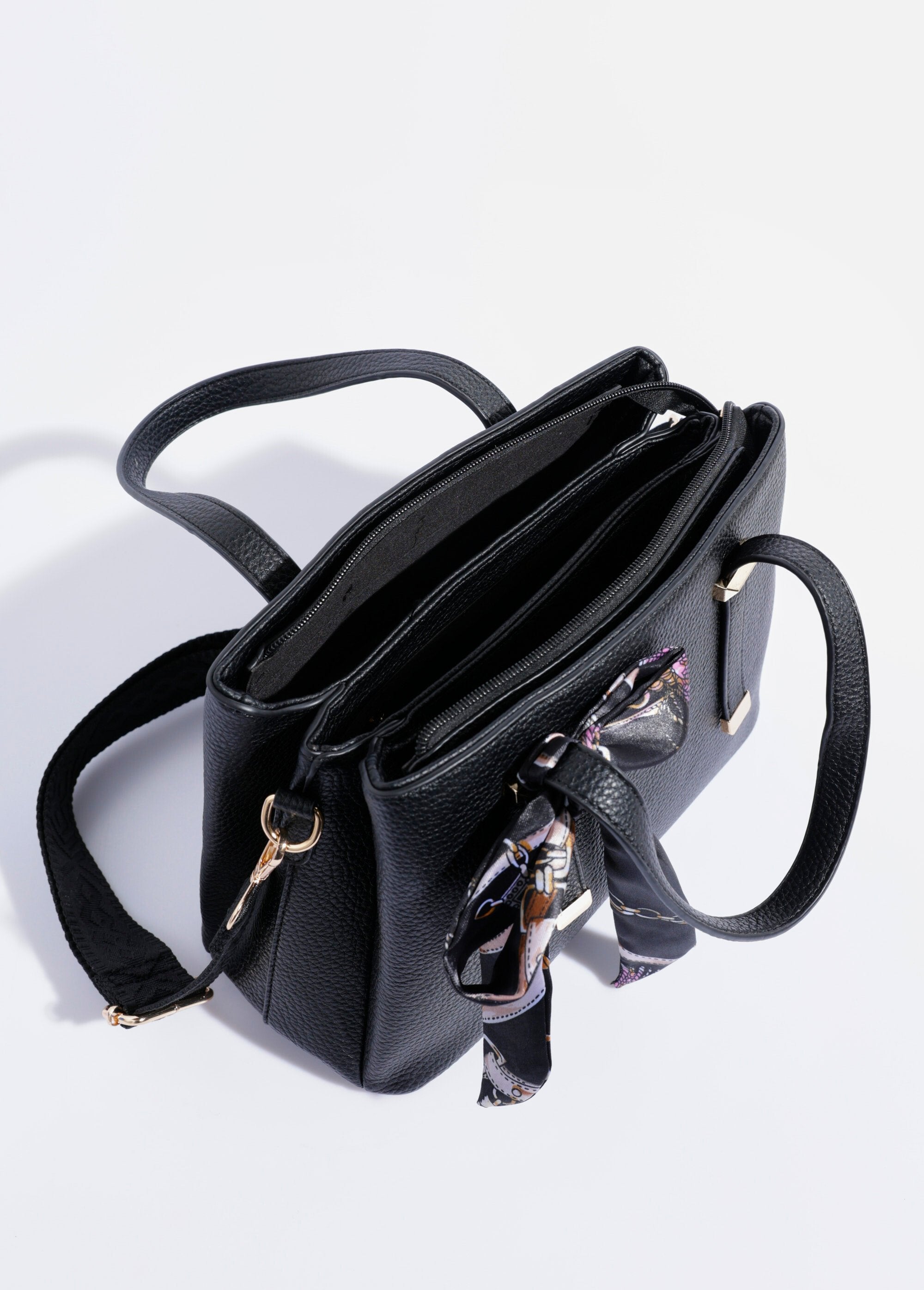 Bolsa_de_mão_ou_no_ombro_Noir_DE1_slim