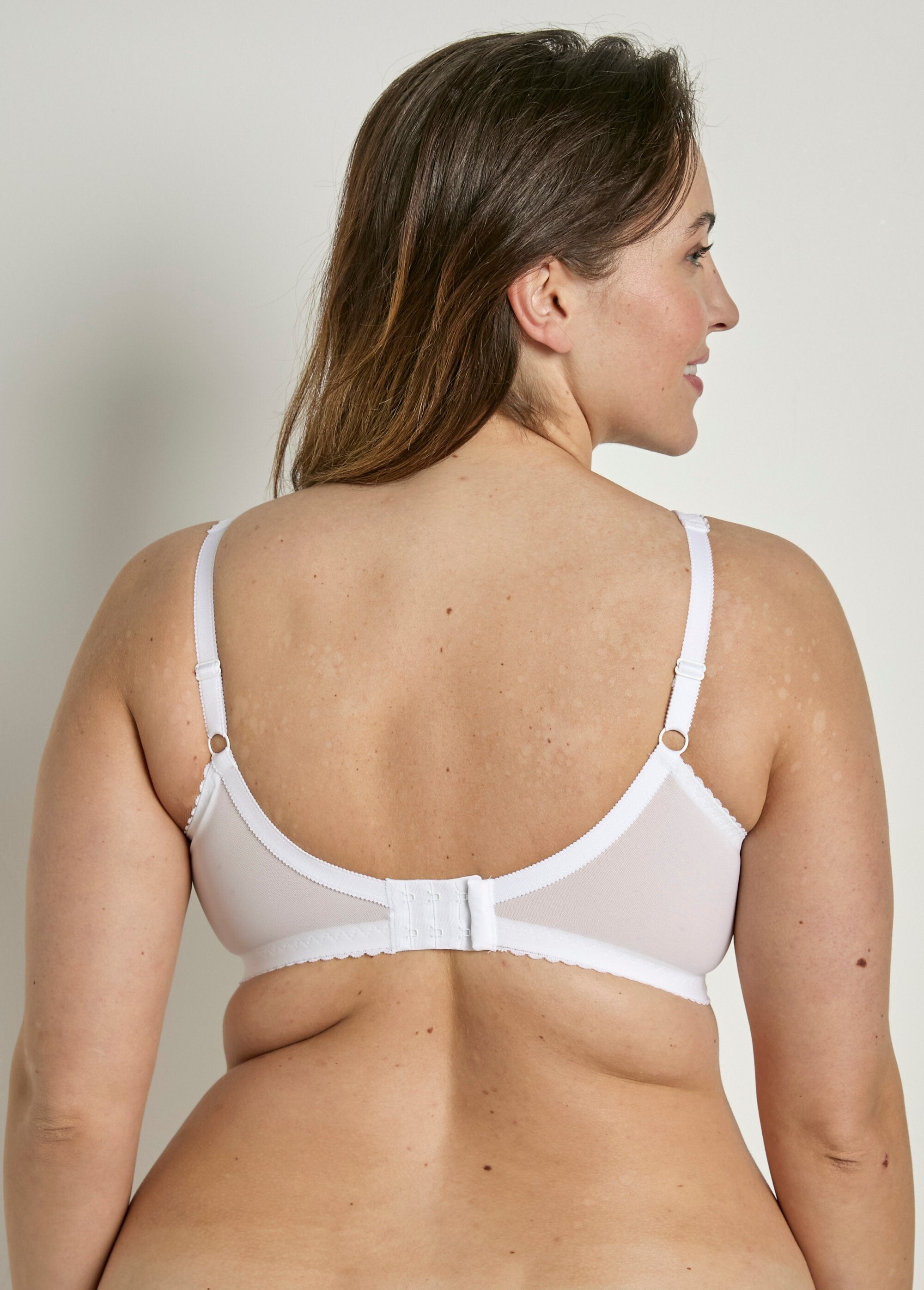 Soutien_com_armação_em_renda_Blanc_DO1_curvy