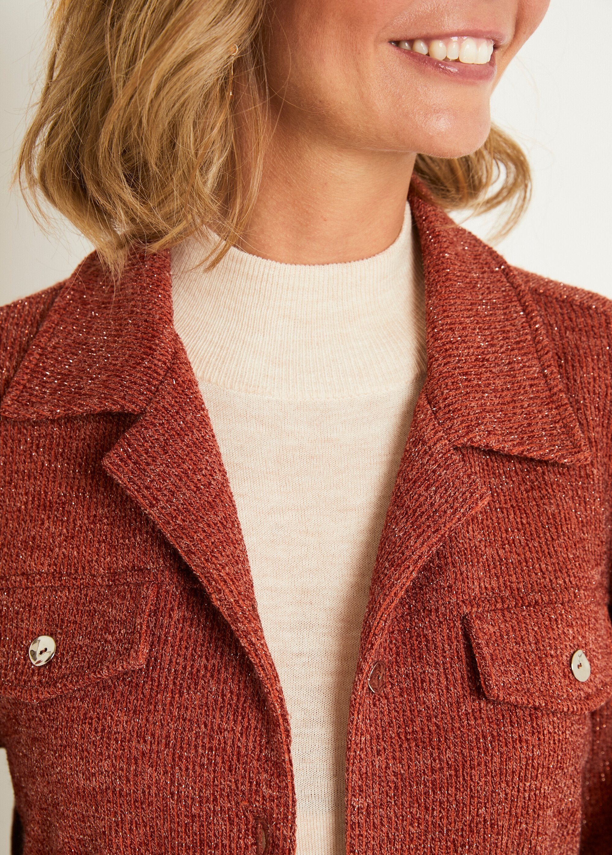 Camisola_com_botões_em_malha_canelada_Marron_DE2_slim