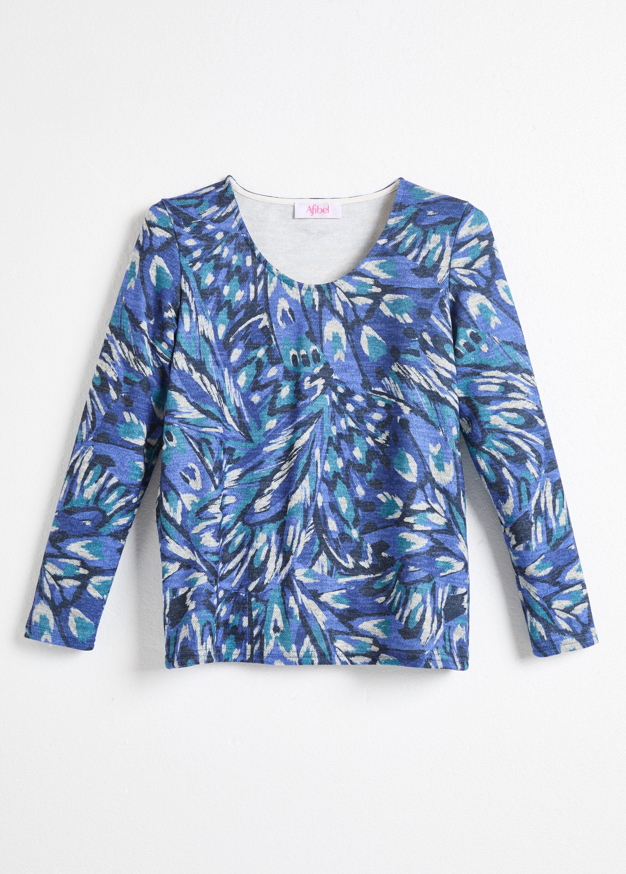 Camiseta_estampada_com_gola_redonda_e_quentinha_Imprime_bleu_AP1_slim