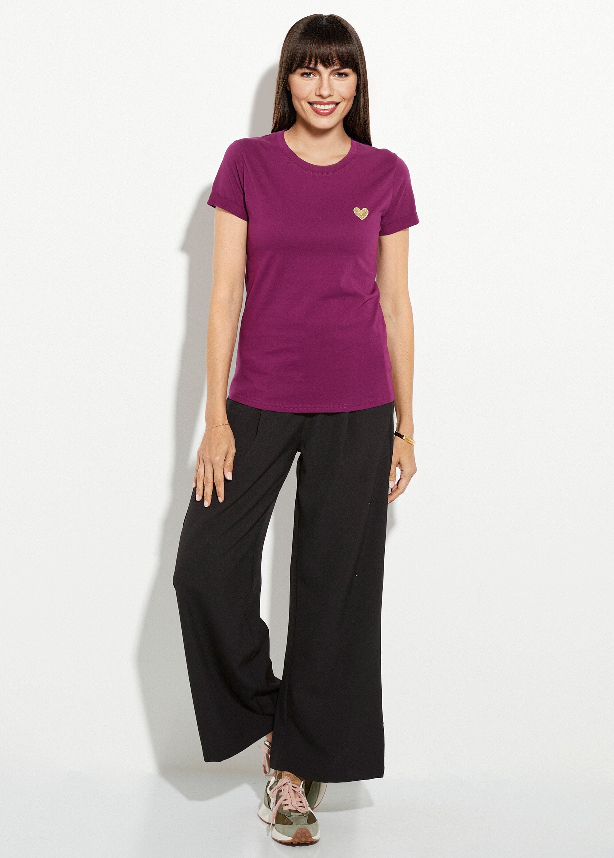 T-shirt_de_gola_redonda_com_coração_bordado_no_peito_Violet_SF1_slim