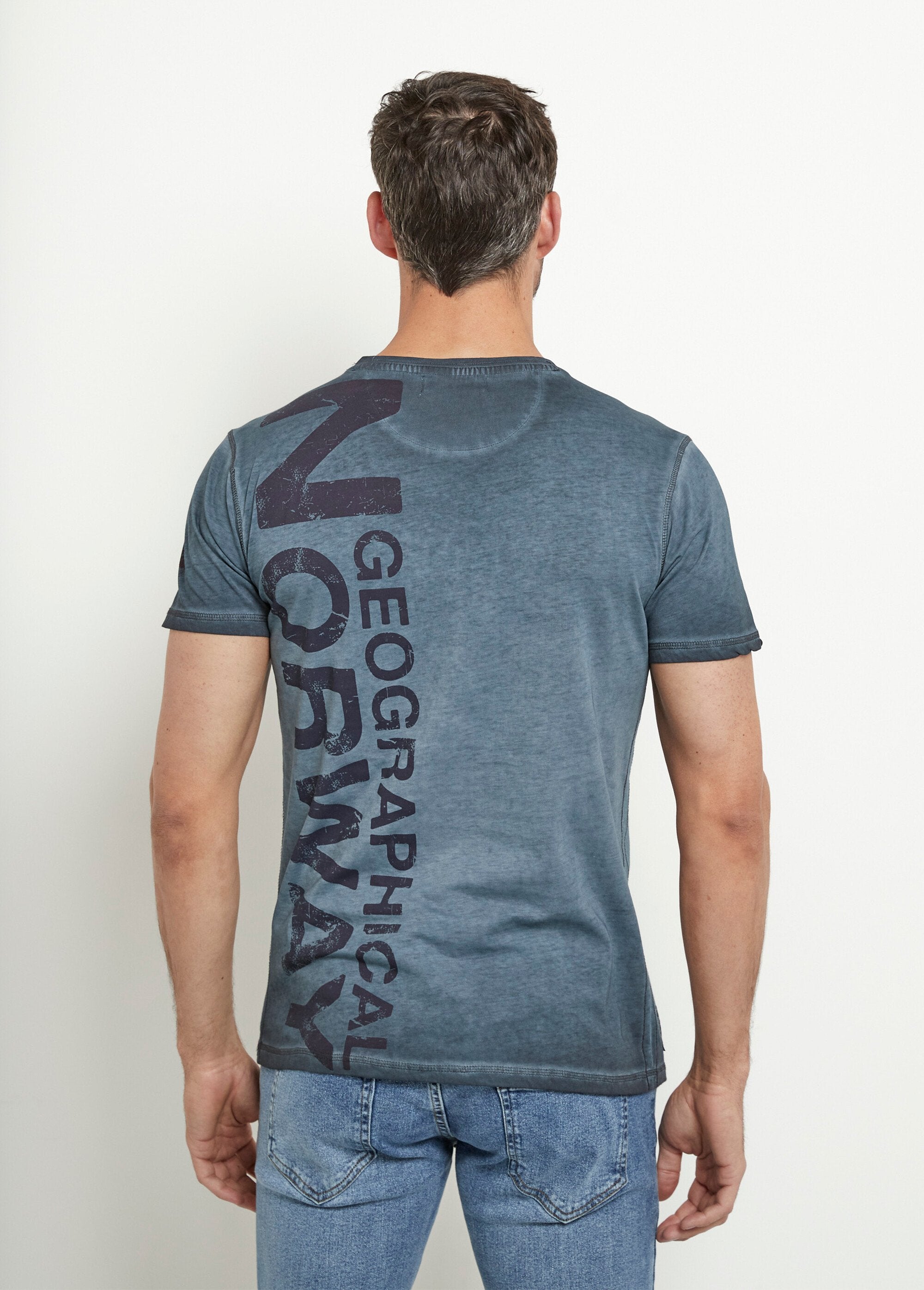 Camiseta_gola_redonda_com_bandeira_bordada_Marine_DO1_slim