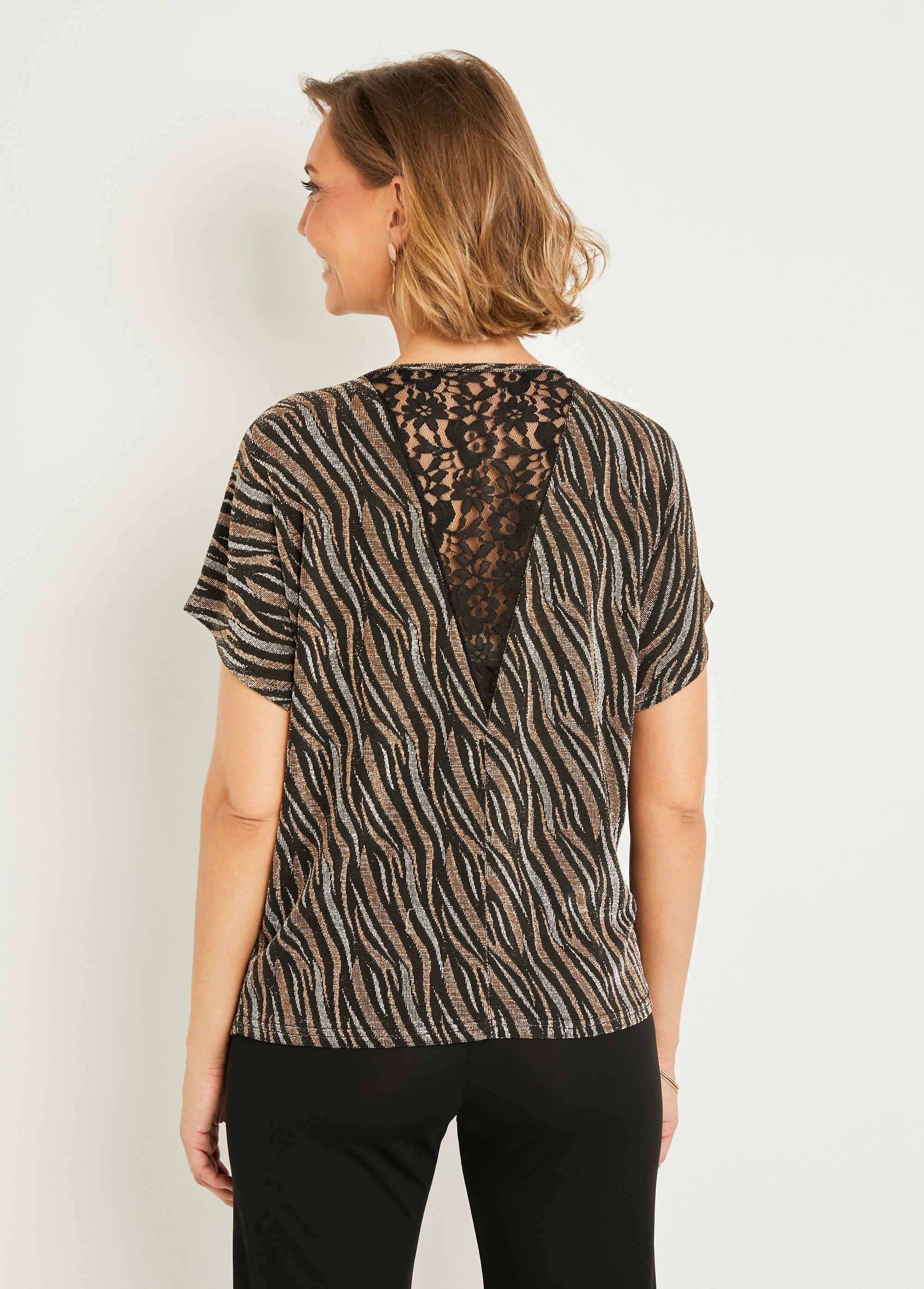 T-shirt_em_malha_de_renda_jacquard_brilhante_Noir_et_cuivre_DO1_slim