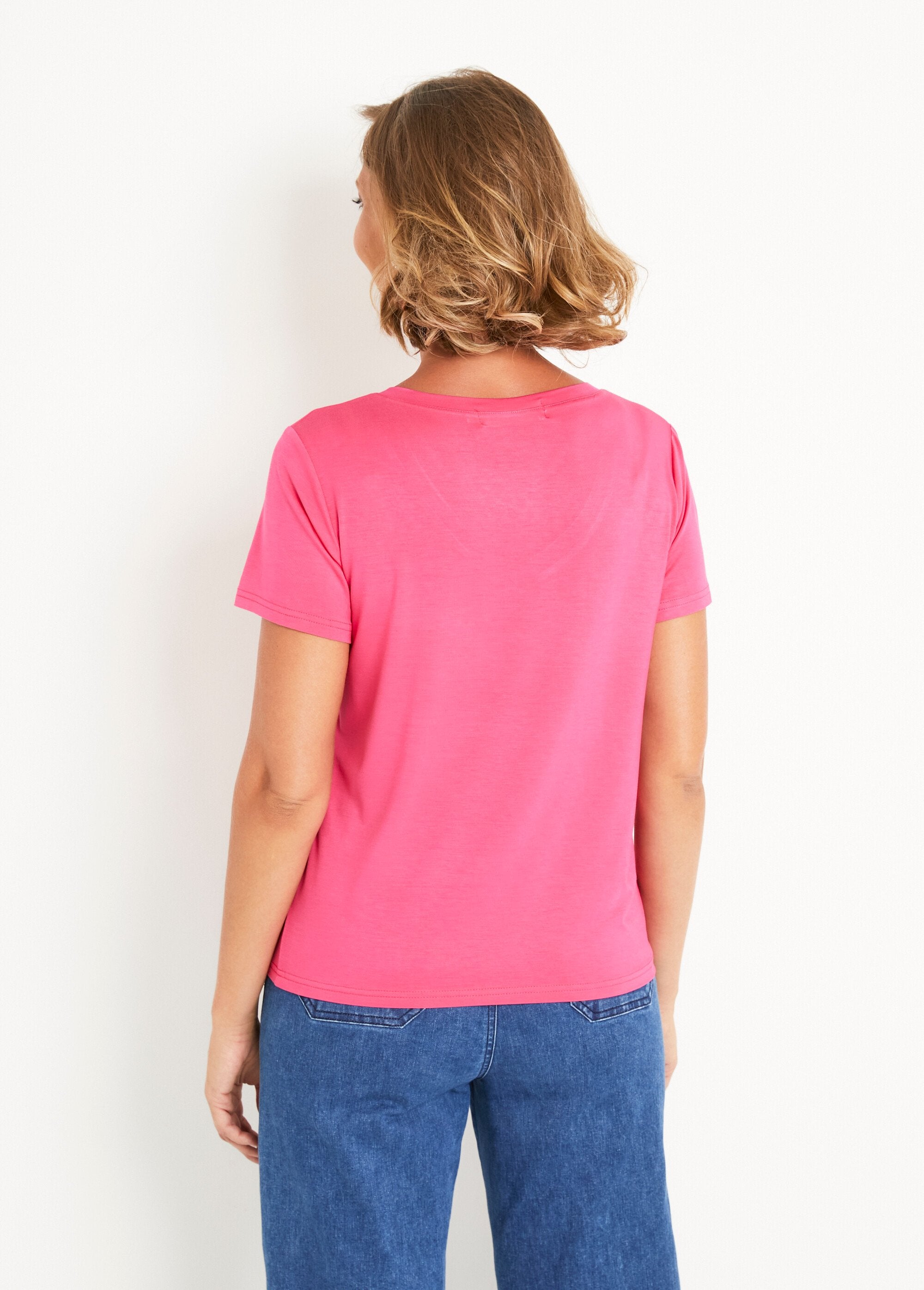T-shirt_de_manga_curta_com_decote_em_V_Fuchsia_DO1_slim