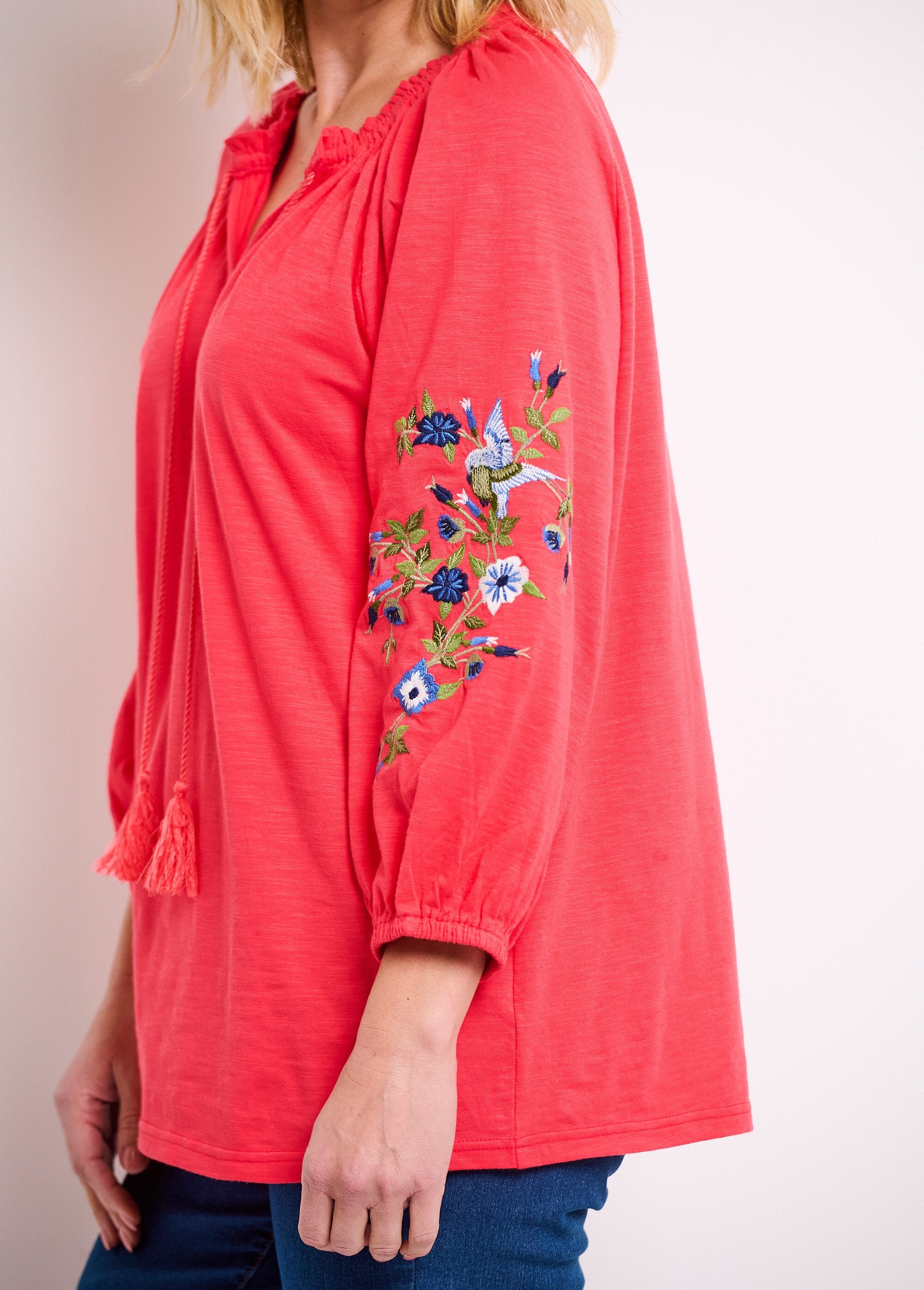 T-shirt_comprida_bordada,_mangas_3/4_Capucine_GA1_slim