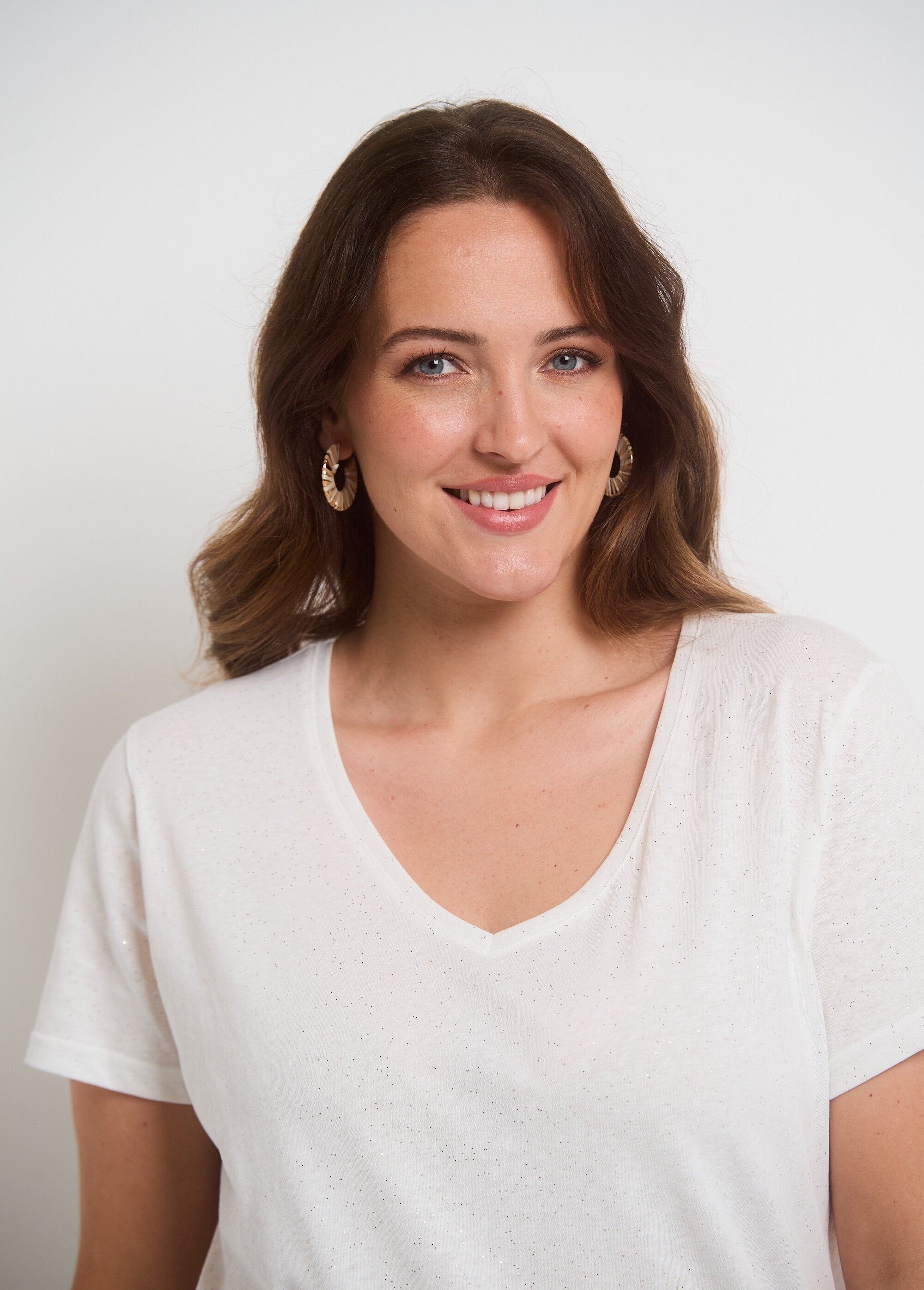 T-shirt_de_manga_curta_em_malha_com_lantejoulas_Blanc_DE1_curvy