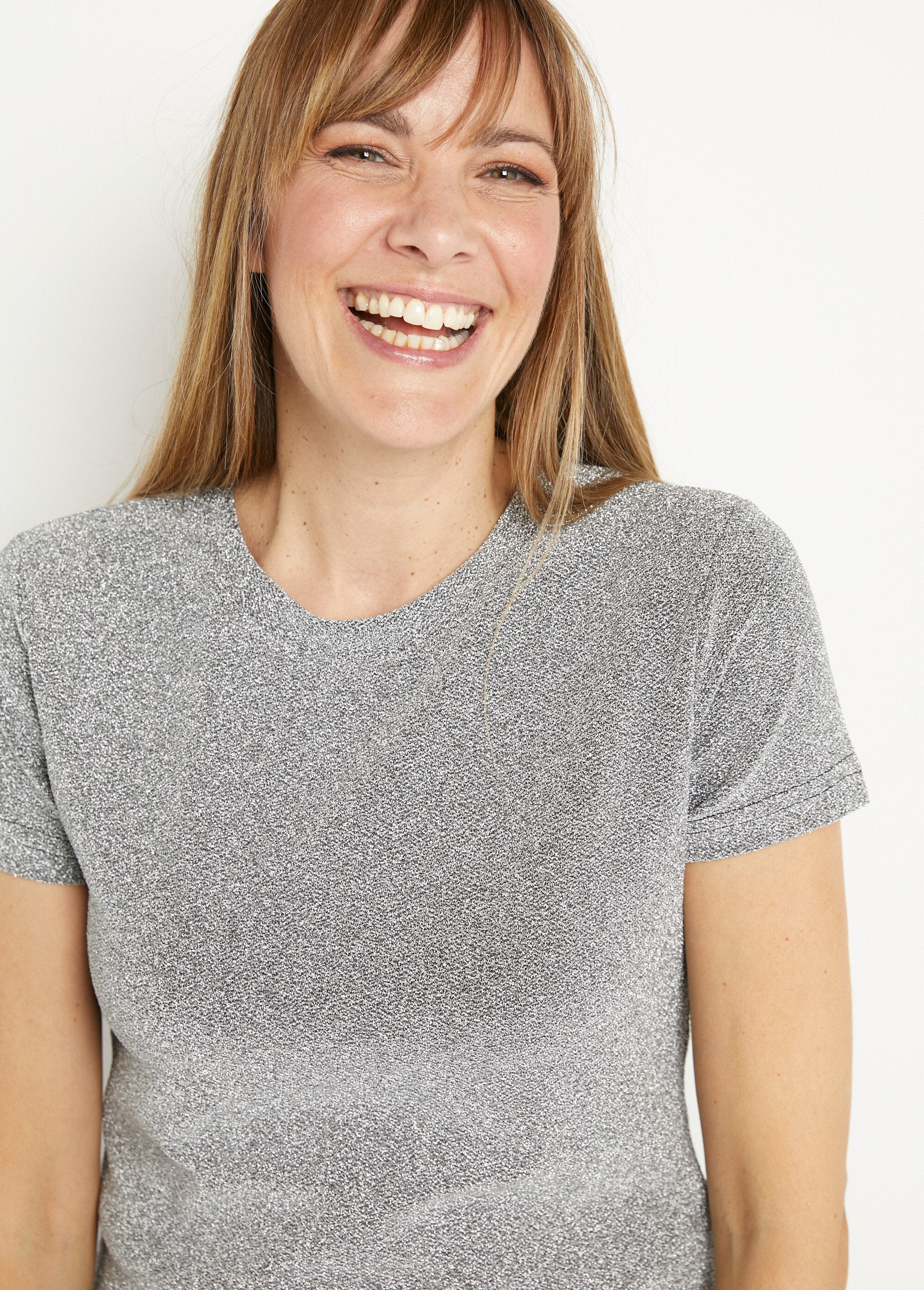 T-shirt_de_manga_curta_em_malha_com_lantejoulas_Argent_DE1_slim