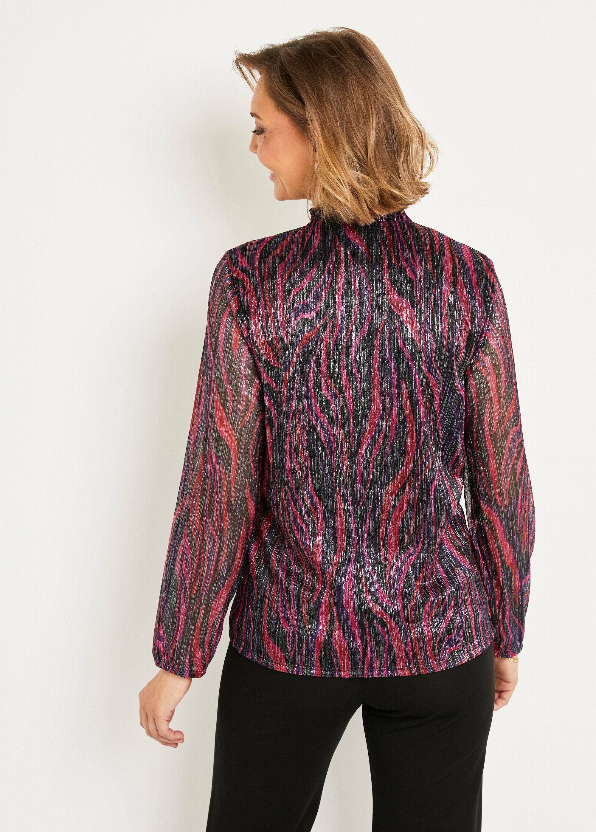 T-shirt_de_malha_plissada_com_estampado_gráfico_Noir_et_rose_DO1_slim