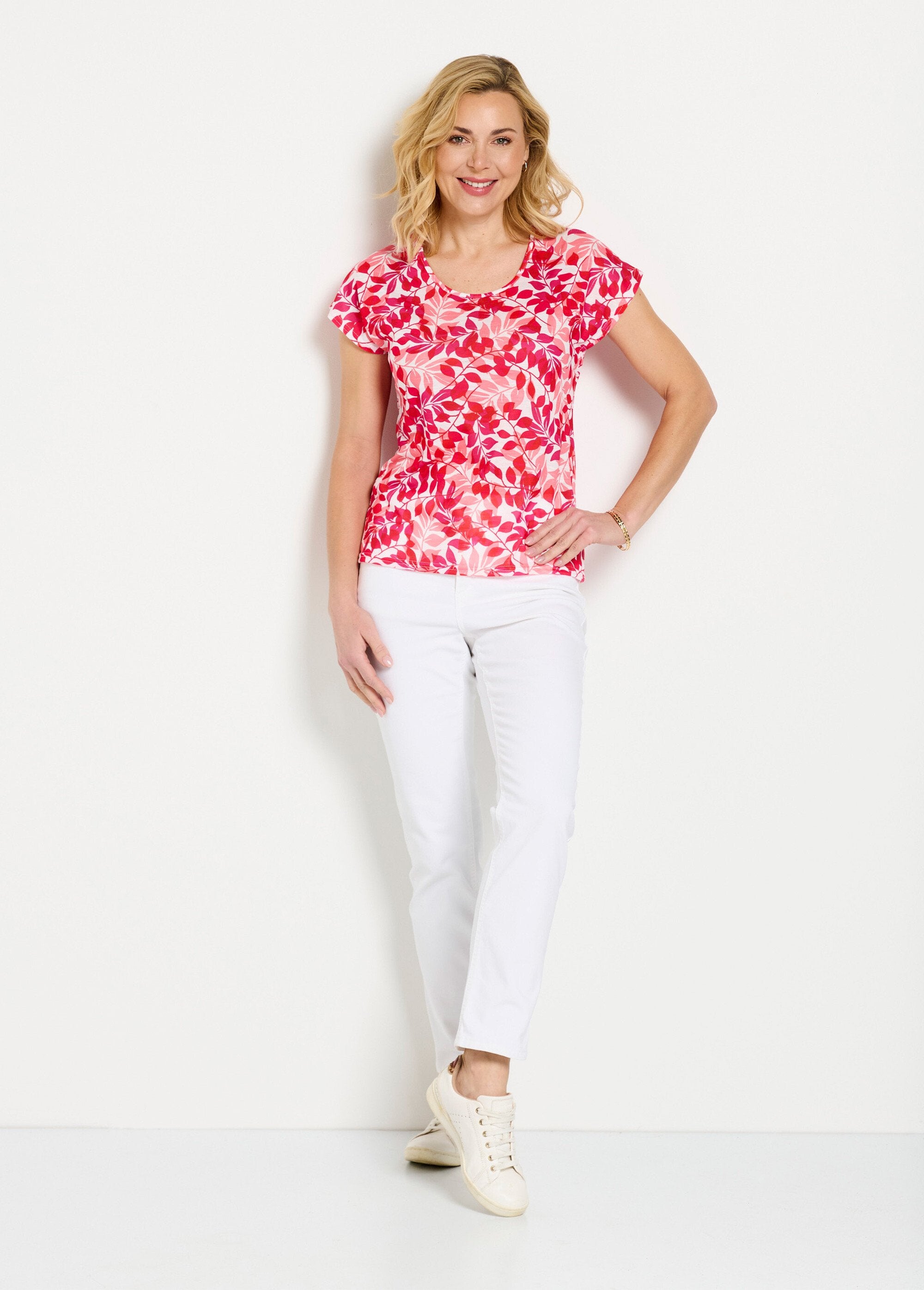T-shirt_de_manga_curta_e_gola_redonda_com_estampado_de_folhagem_Rouge_et_rose_SF1_slim