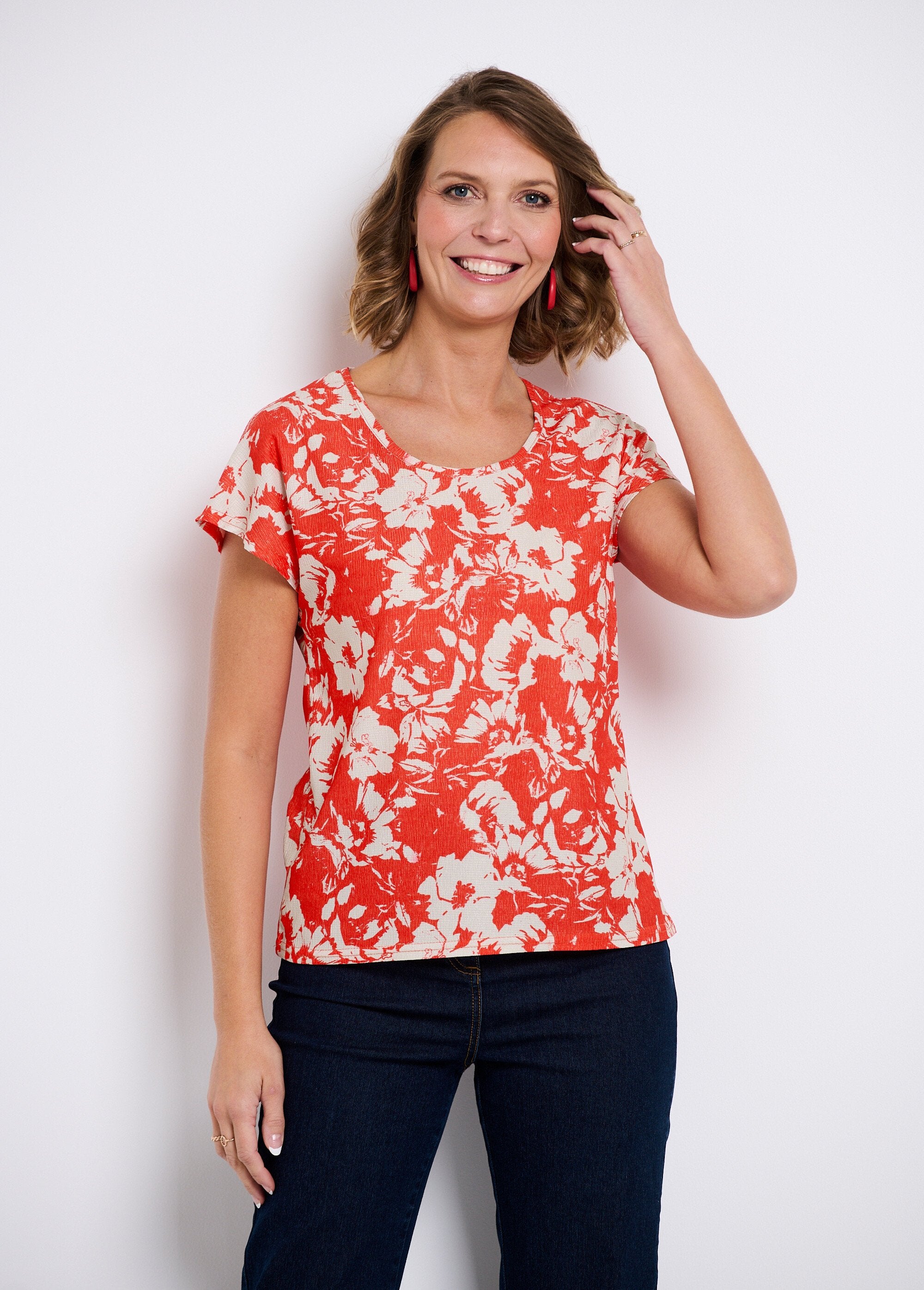 T-shirt_de_manga_curta,_lisa_ou_com_estampado_floral_Rouge_et_beige_FA2_slim