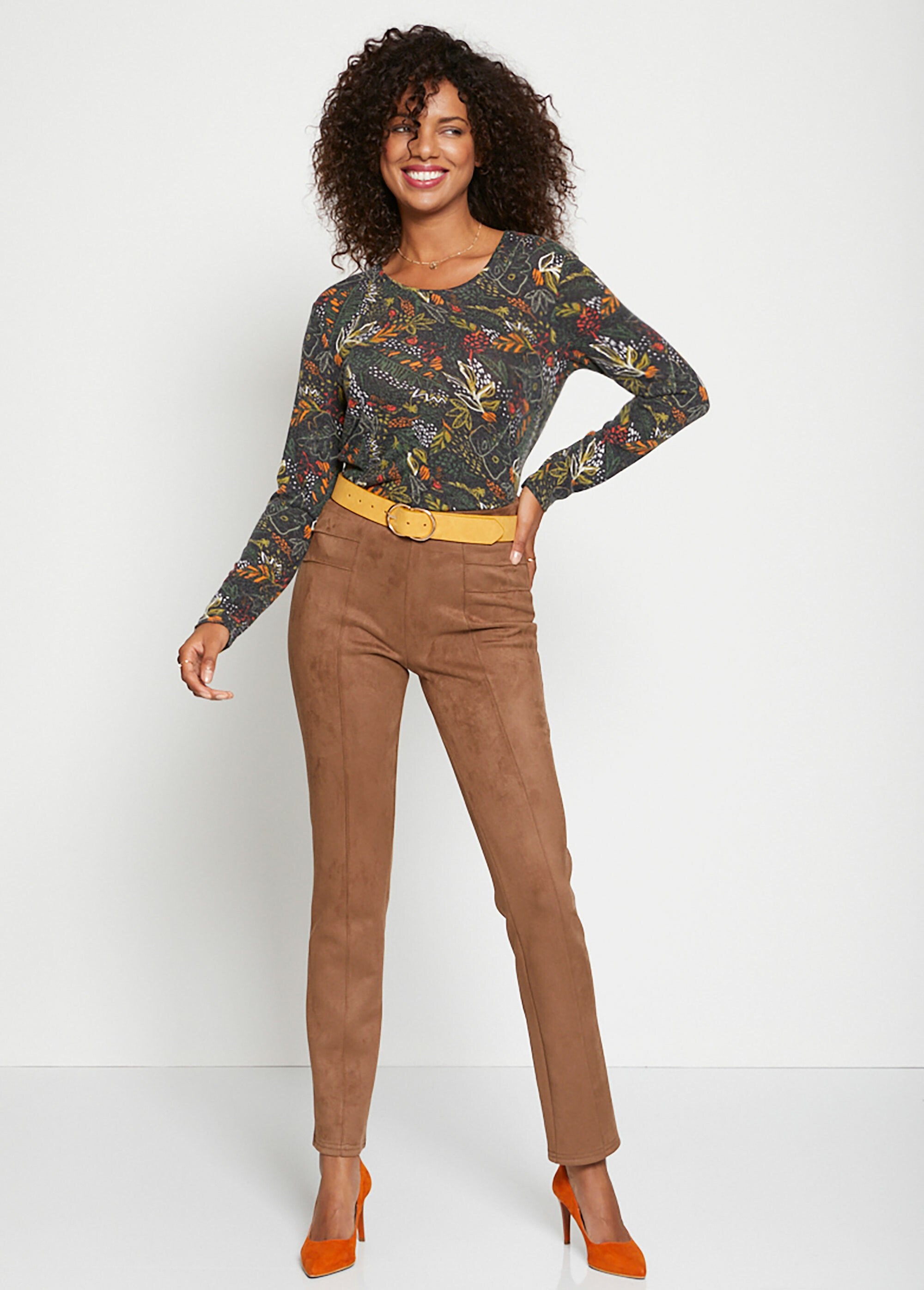 T-shirt_com_gola_redonda_estampada_Noir_et_orange_SF1_slim