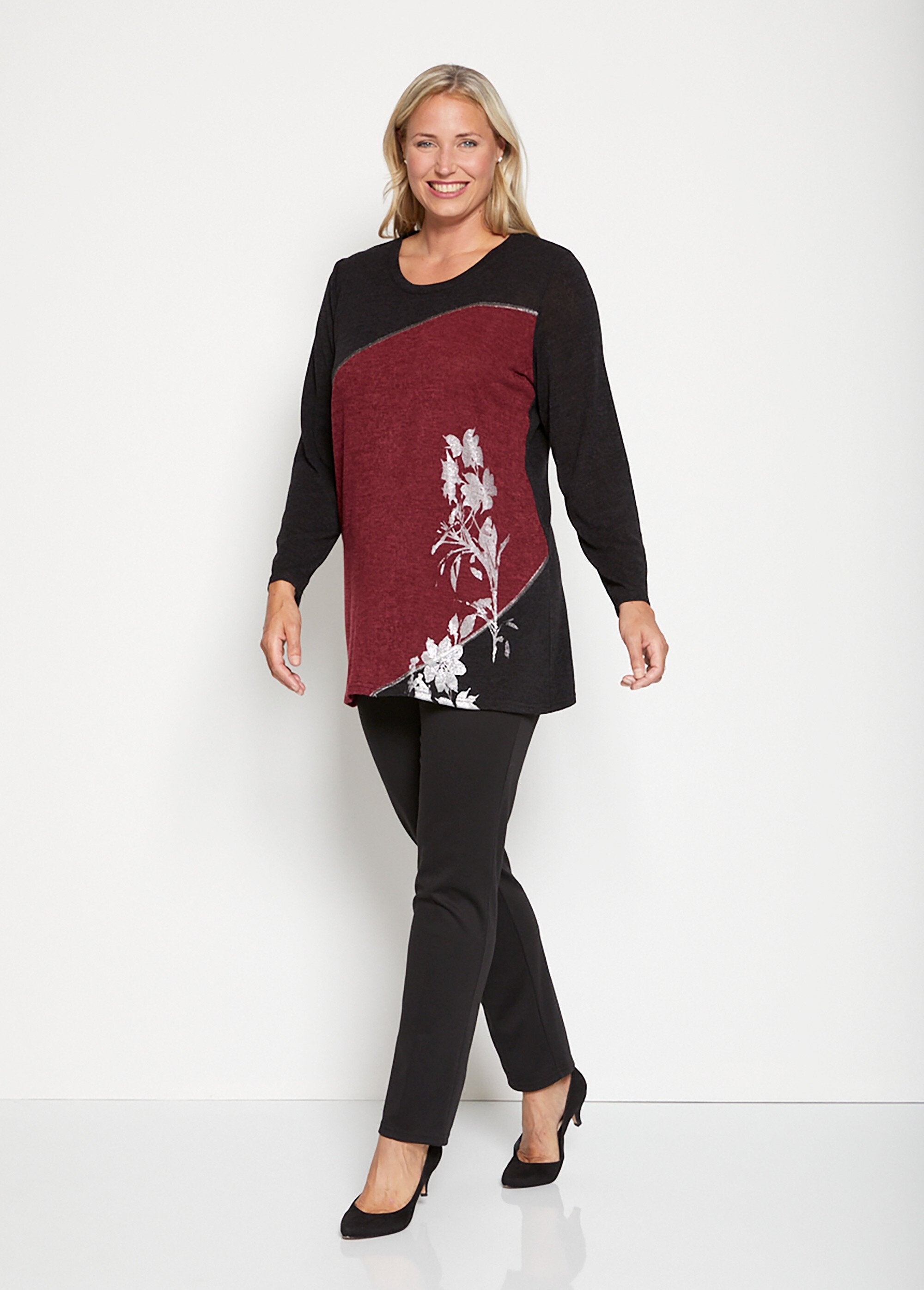 T-shirt_comprida_floral_elástica_Noir_et_bordeaux_SF1_curvy