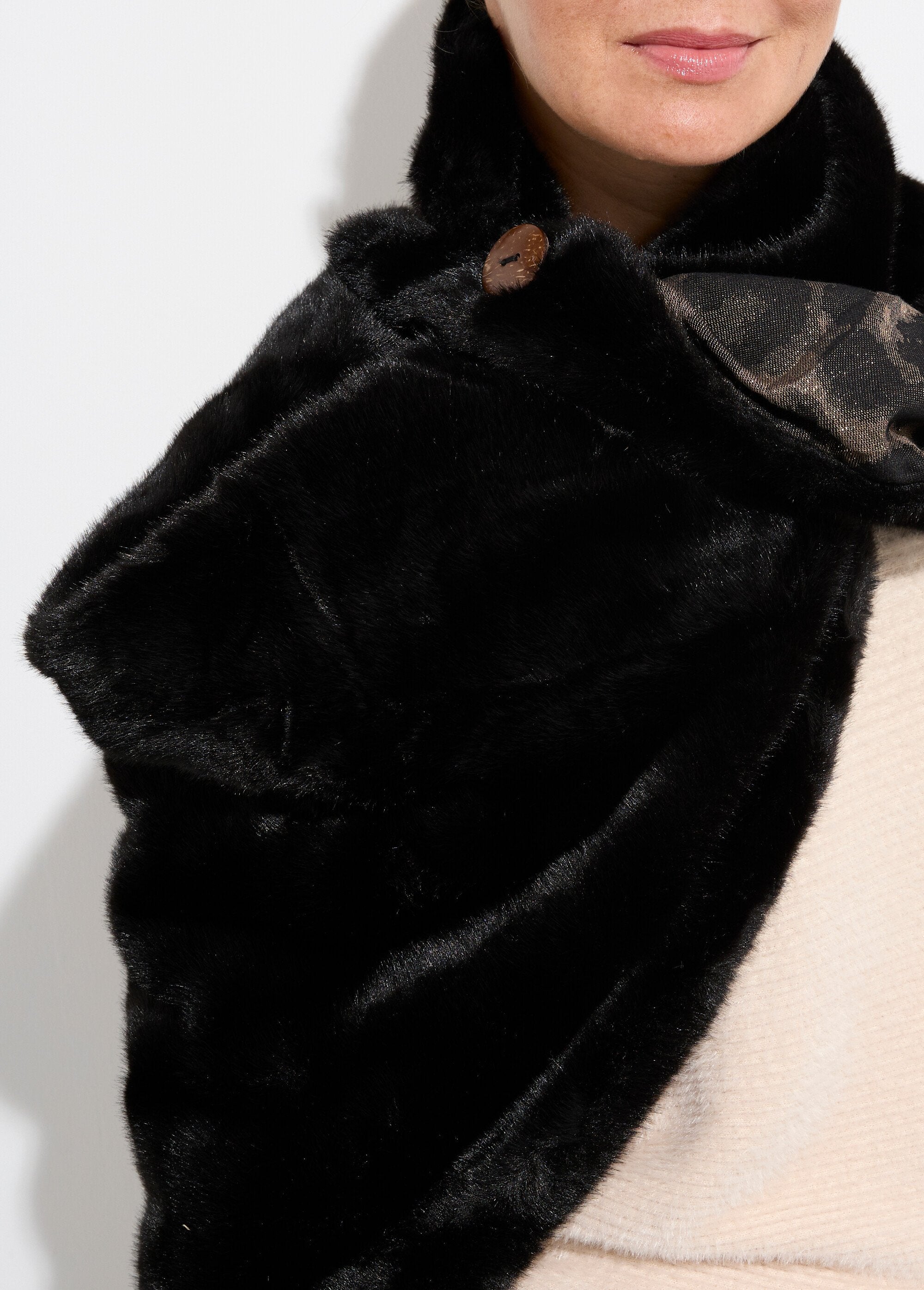 Gargantilha_de_pele_sintética_de_leopardo_Noir_DE1_slim