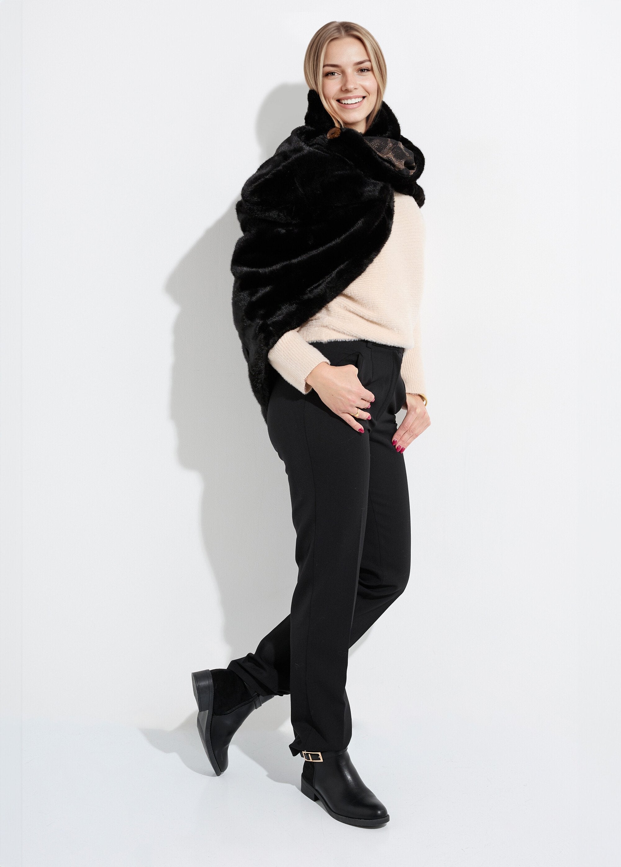 Gargantilha_de_pele_sintética_de_leopardo_Noir_SF1_slim