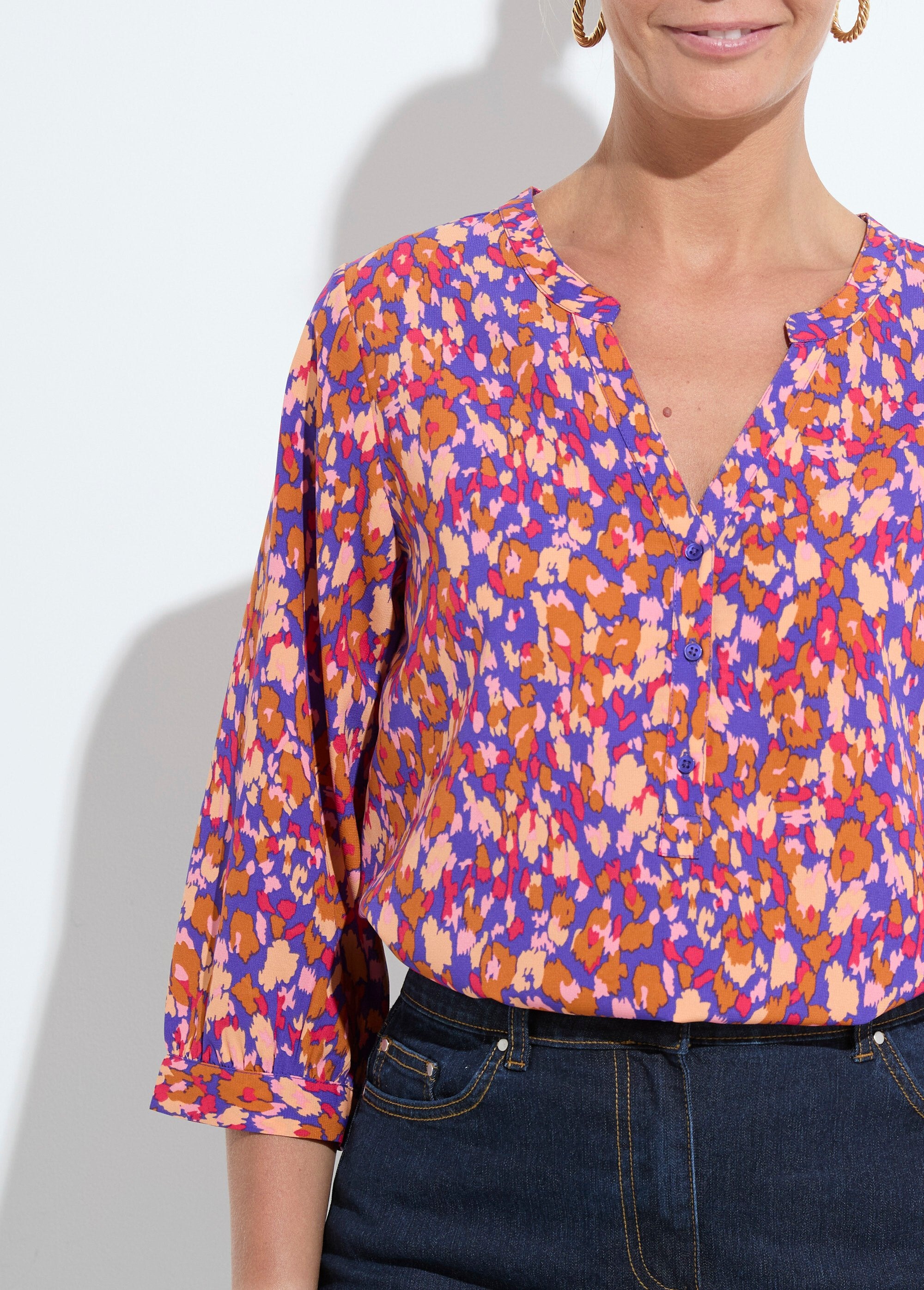 Túnica_larga_com_botões_e_mangas_compridas_3/4_Marine_et_ocre_DE1_slim