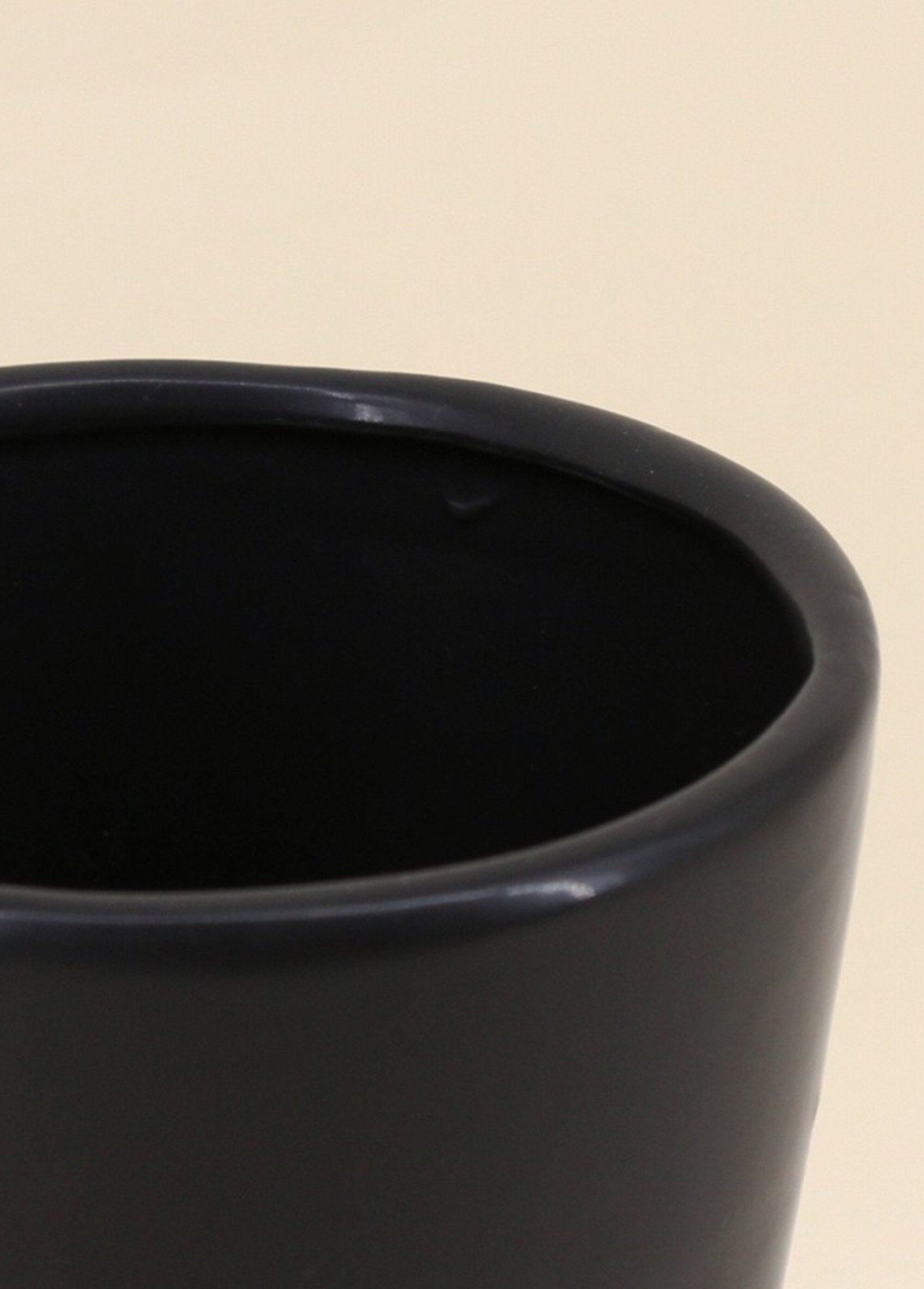 Vase_zig_zag_foncé_en_dolomite_Bleu_DE1_slim