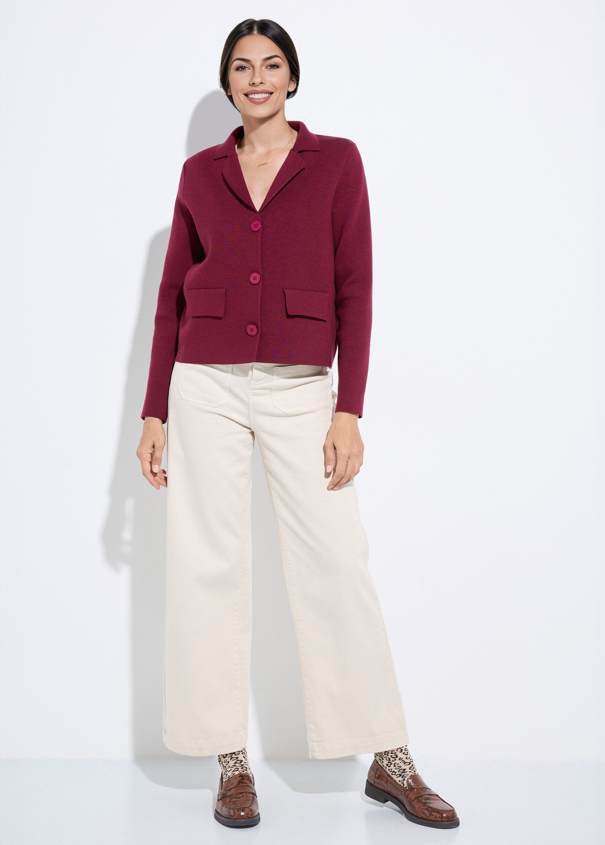 Casaco_curto_em_jacquard_liso_com_gola_à_medida_Bordeaux_SF1_slim