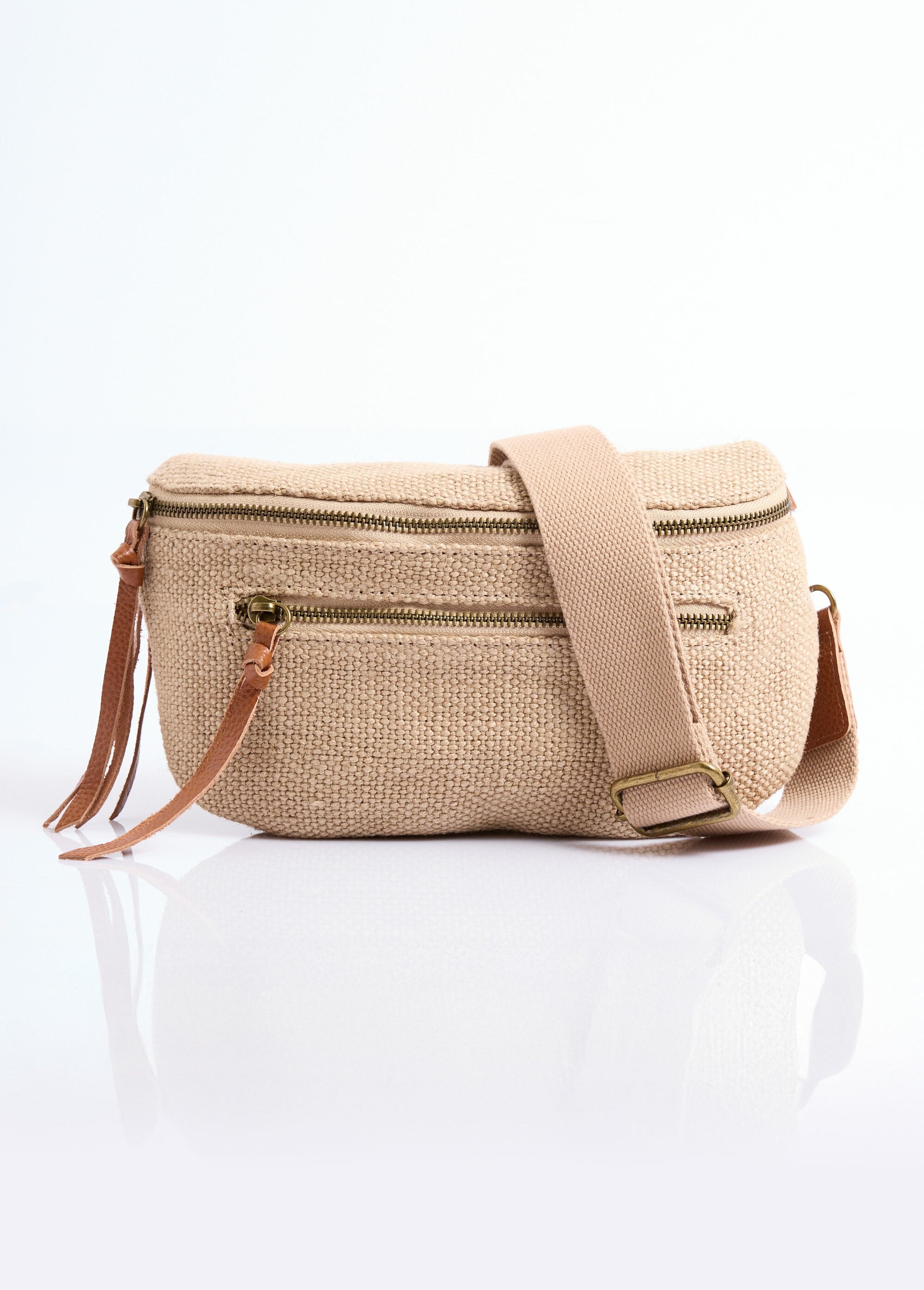Bolsa_de_cintura_em_tecido_de_juta_+_pormenores_em_pele_Beige_FA1_slim
