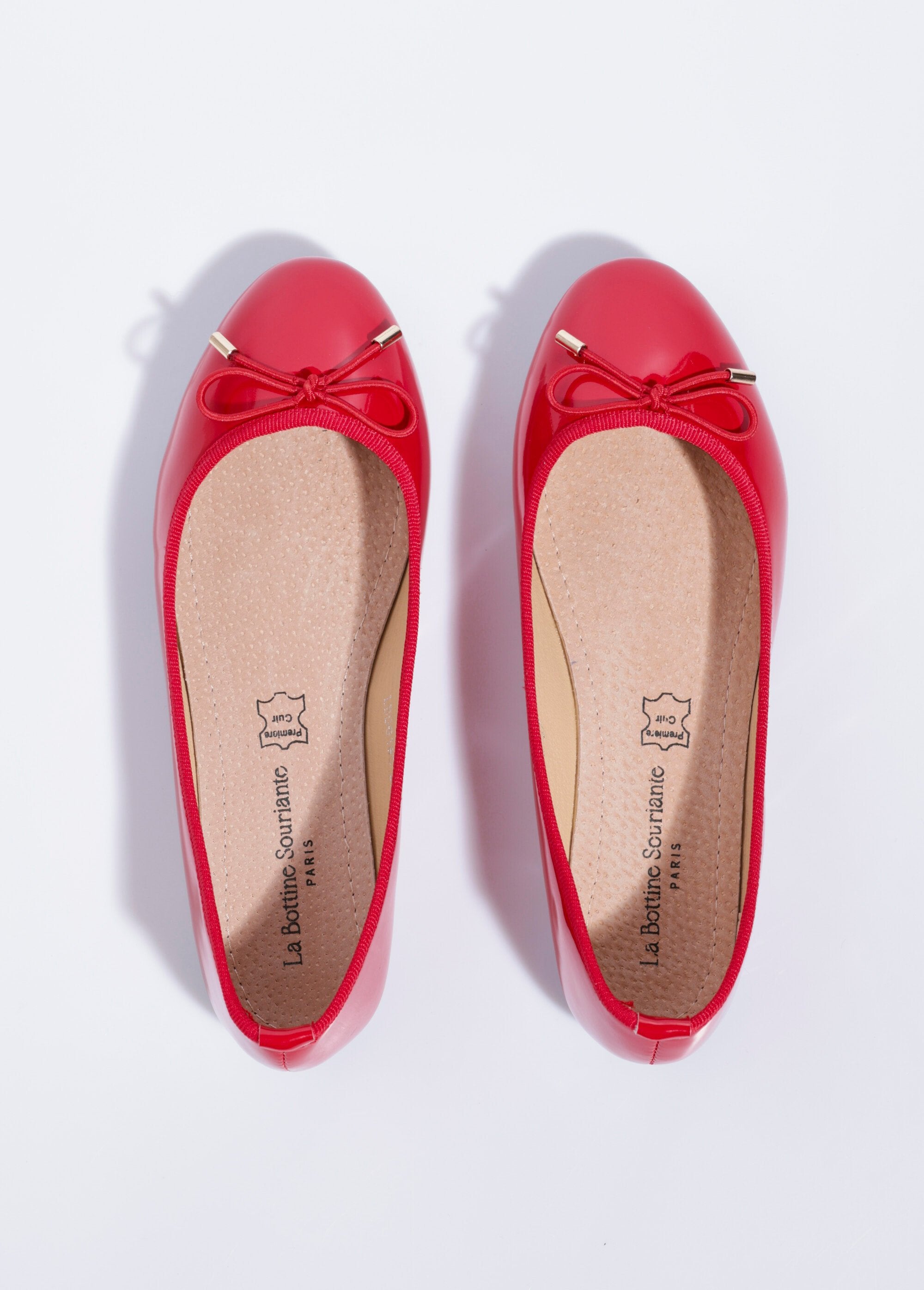 Ballerines_plates_vernies_petit_noeud_Vernis_rouge_OV1_slim