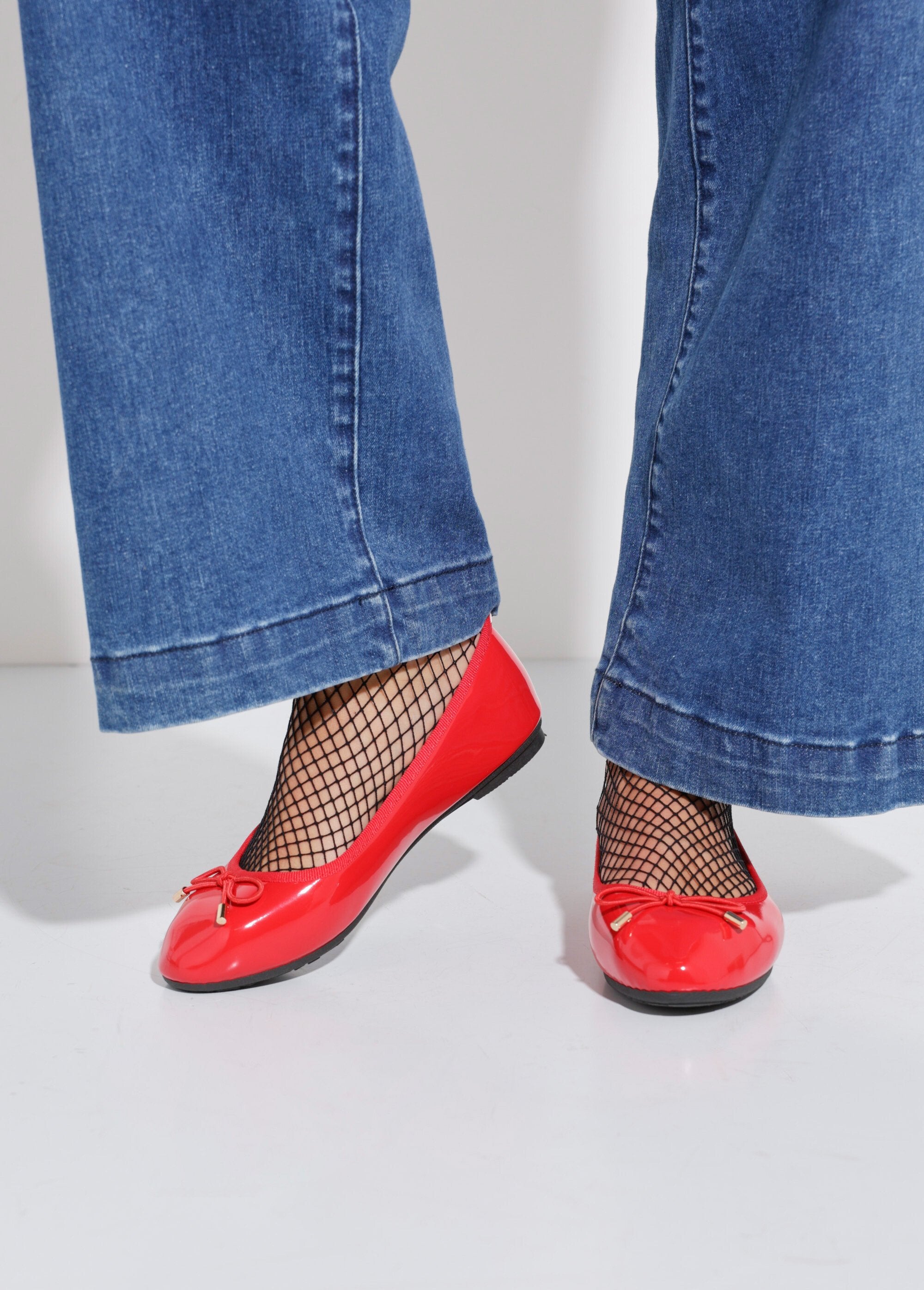 Ballerines_plates_vernies_petit_noeud_Vernis_rouge_SF1_slim
