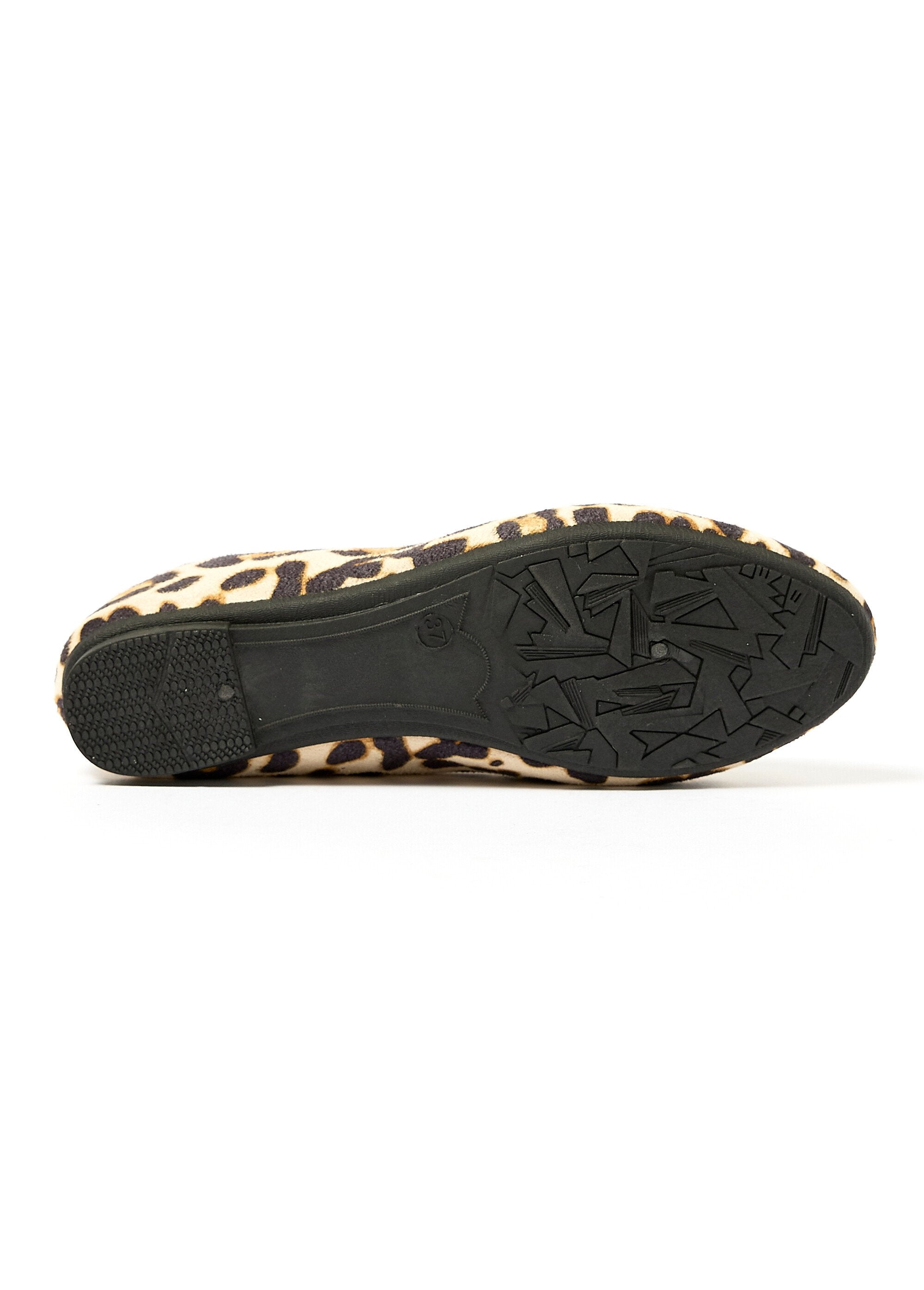 Bailarinas_de_salto_baixo_com_laço_pequeno_Leopard_UN1_slim