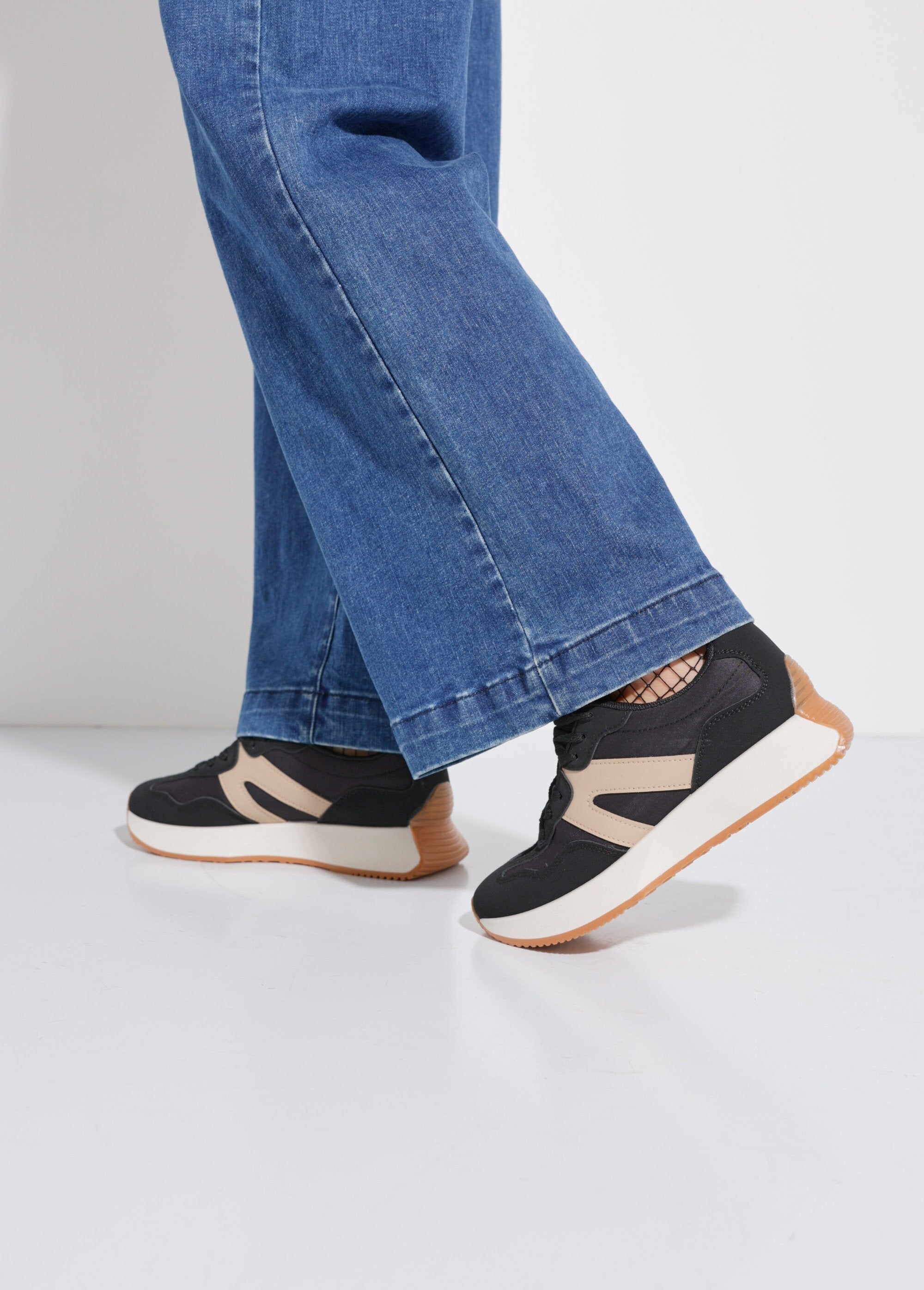 Baskets_joggers_à_semelle_compensée_Noir_SF1_slim