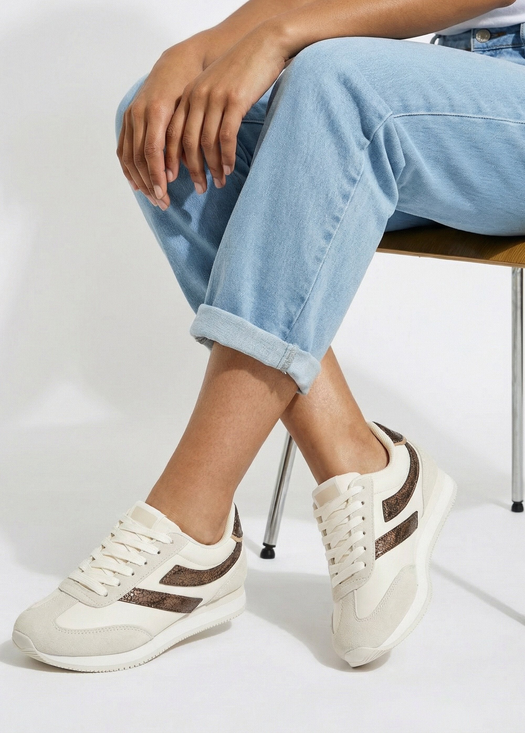 Baskets_look_sporty_+_lacets_fantaisie_Beige_SF1_slim