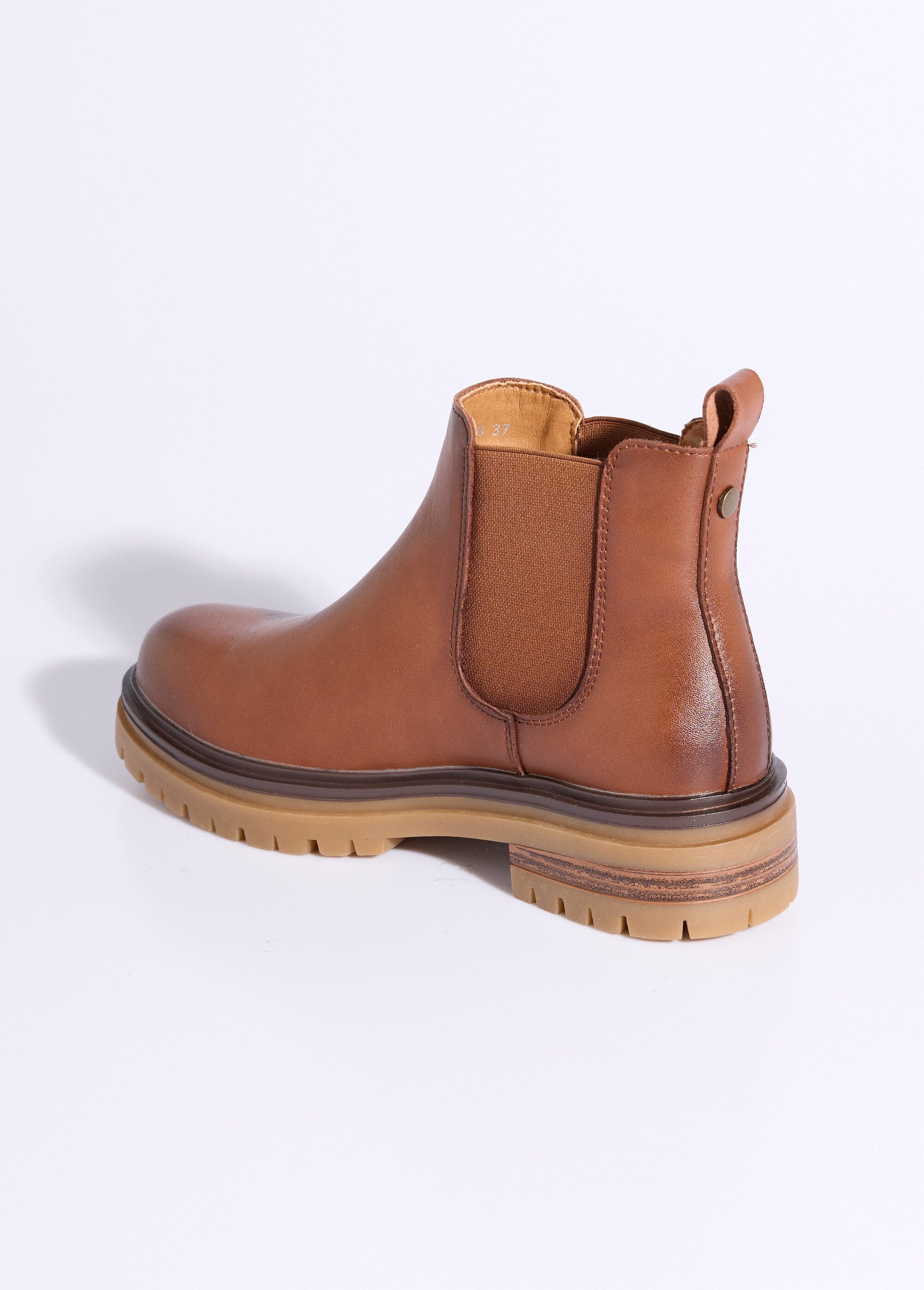Boots_Chelsea_cuir_avec_semelle_épaisse_Camel_DO1_slim