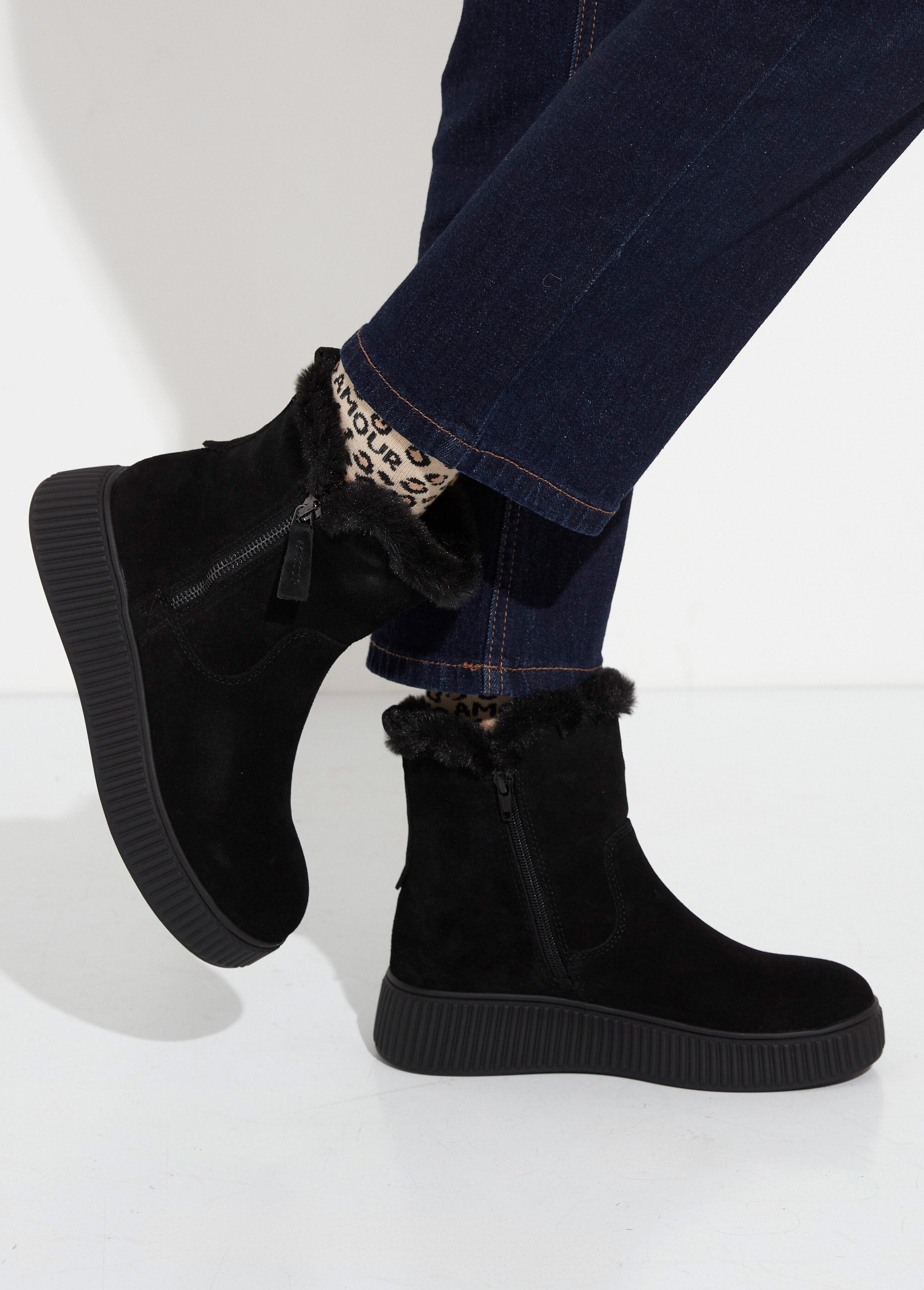 Boots_en_cuir_fourrées,_semelle_épaisse_Noir_SF1_slim