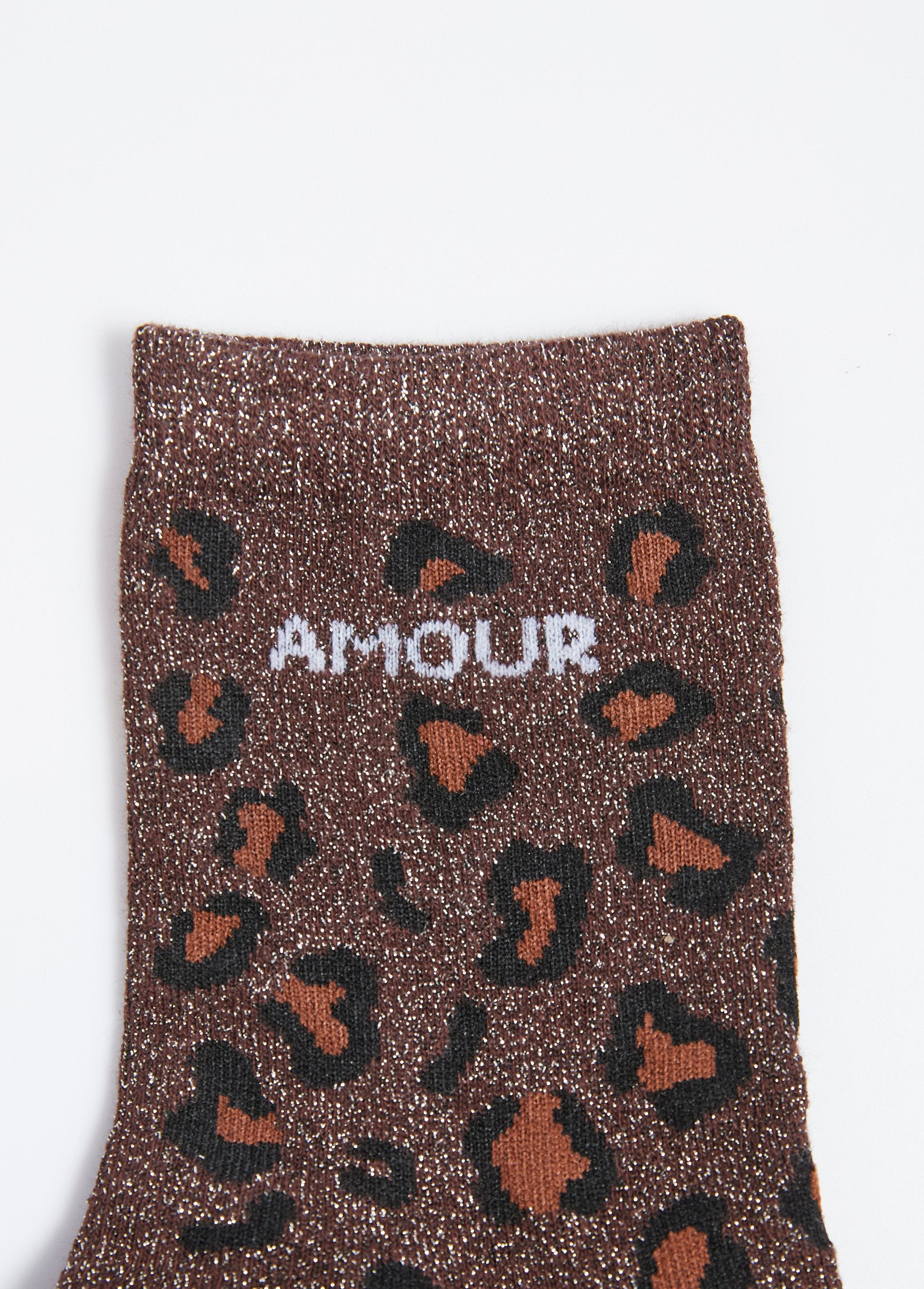 Meias_AMOUR,_estampa_de_oncinha_metálica_Marron_DE2_slim