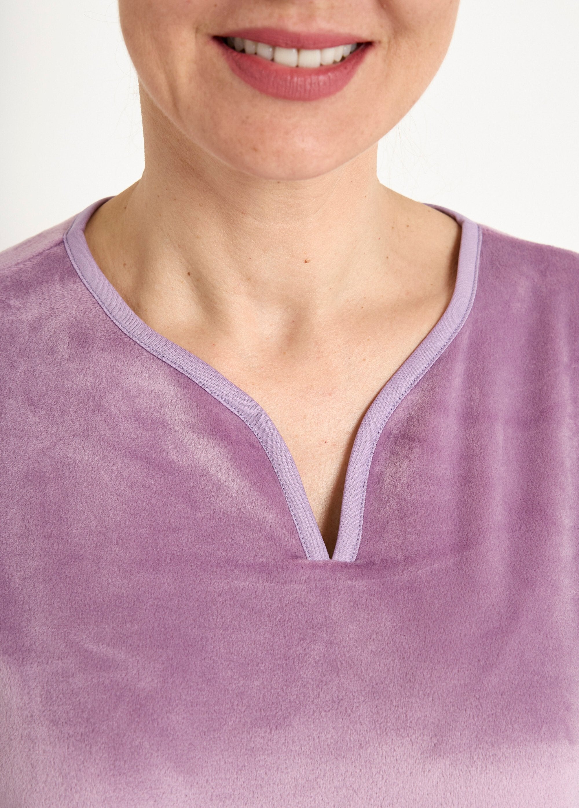 Chemise_de_nuit_polaire_mi-longue_brodée_Violine_DE4_slim