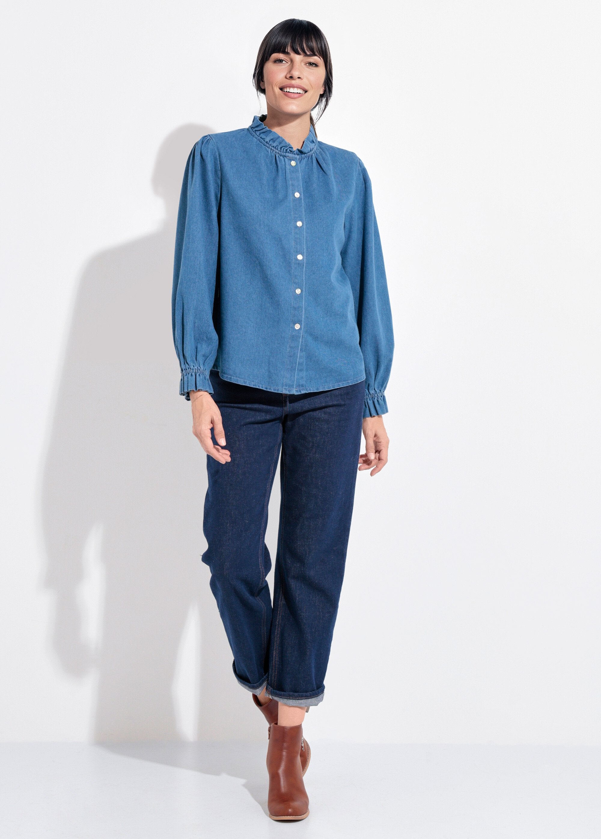 Camisa_jeans_com_botões_e_gola_franzida_Denim_SF1_slim