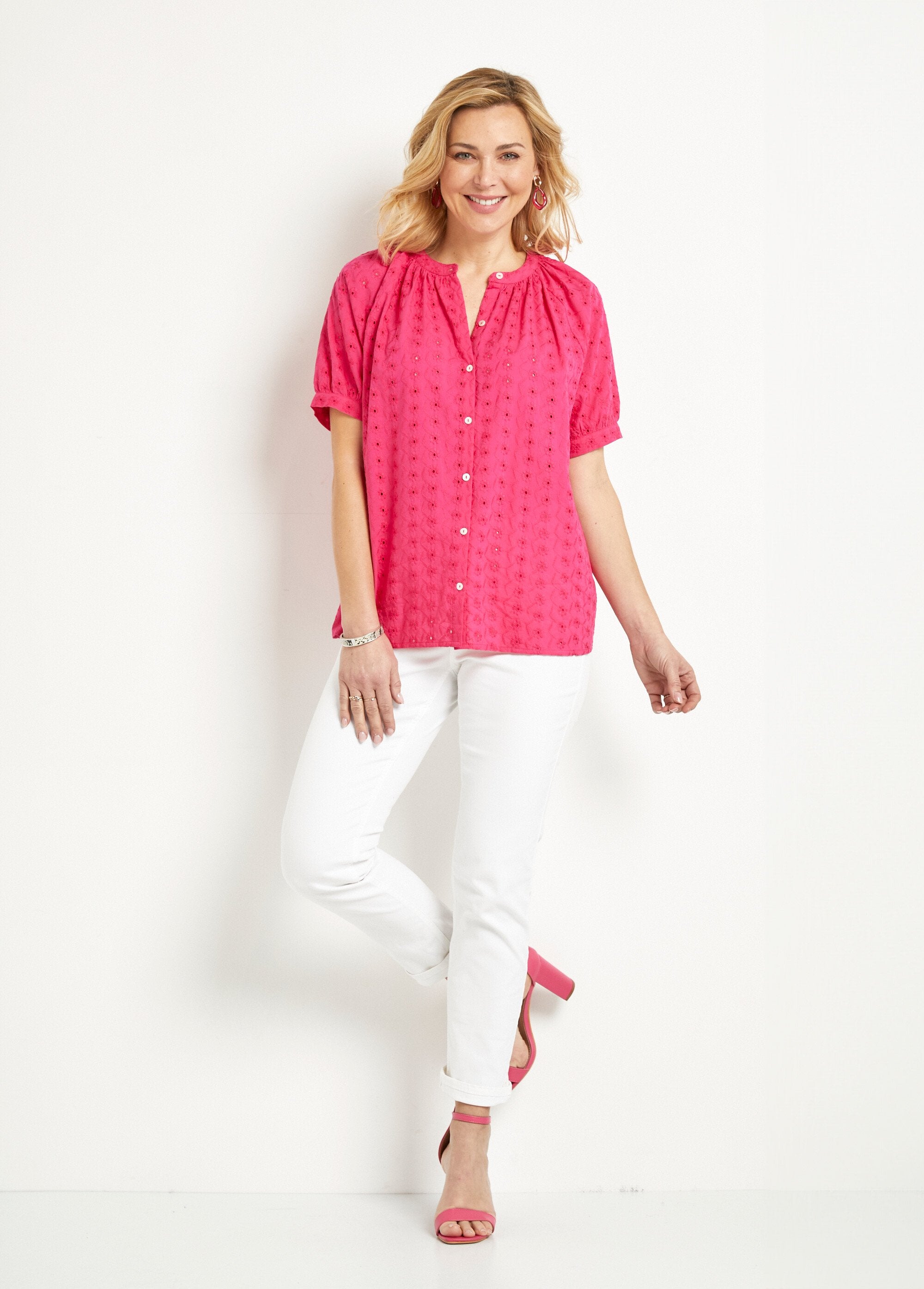Blusa_larga_de_algodão_bordado_sem_gola_Fuchsia_SF1_slim