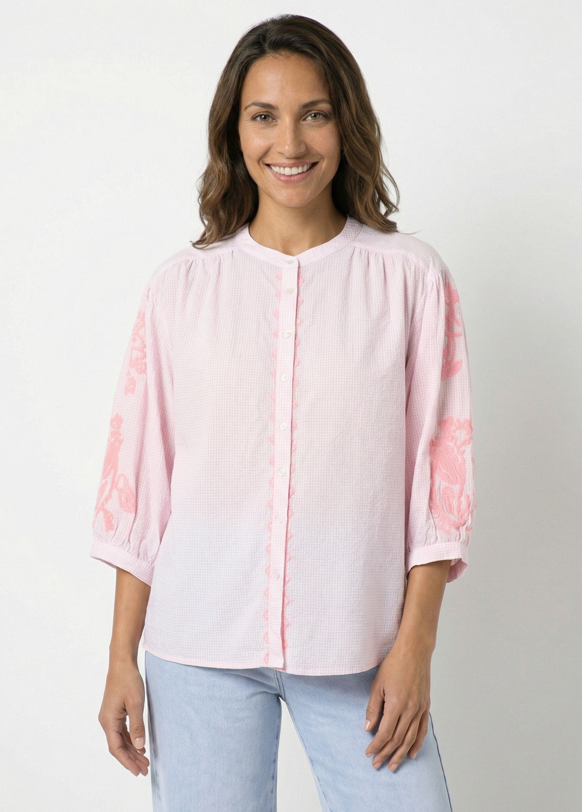 Chemisier_ample_vichy,_broderies_fluo_Rose_FA1_slim