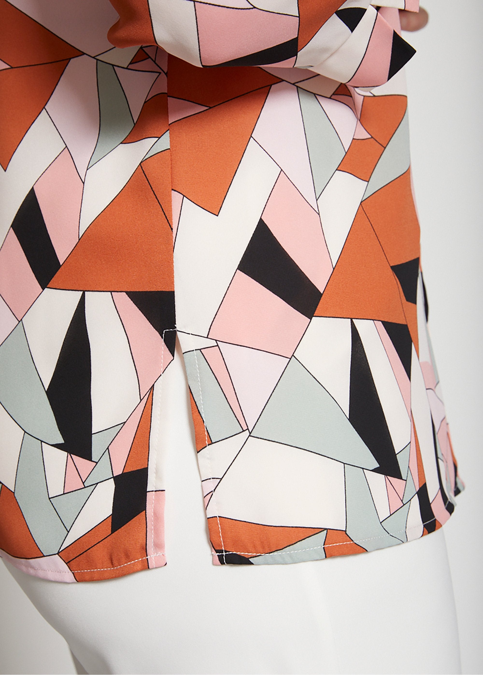 Chemisier_boutonné_imprimé_graphique_Multicolore_DE2_curvy