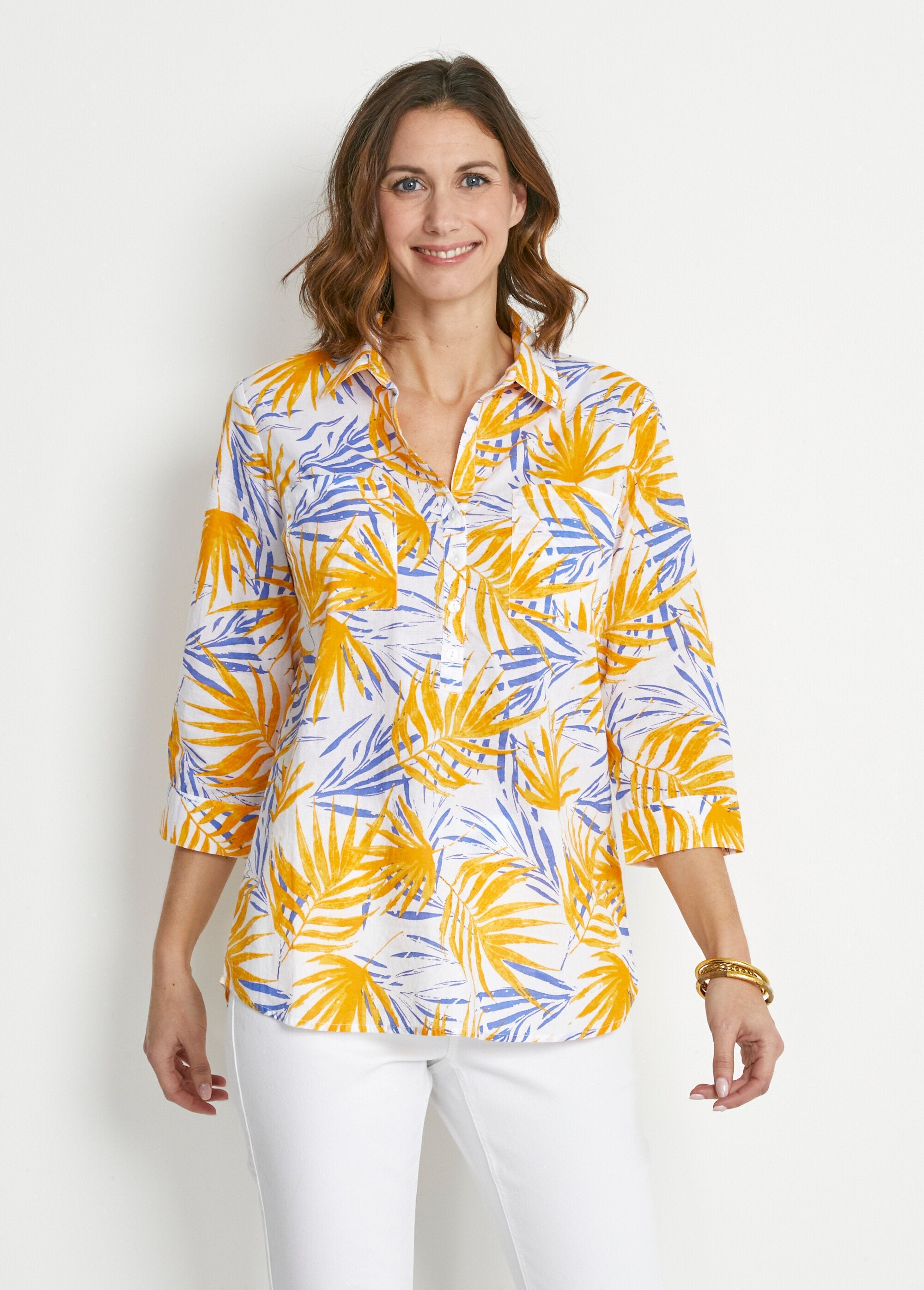 Blusa_longa_estampada_de_algodão_com_botões_Estampa_amarela_FA1_slim