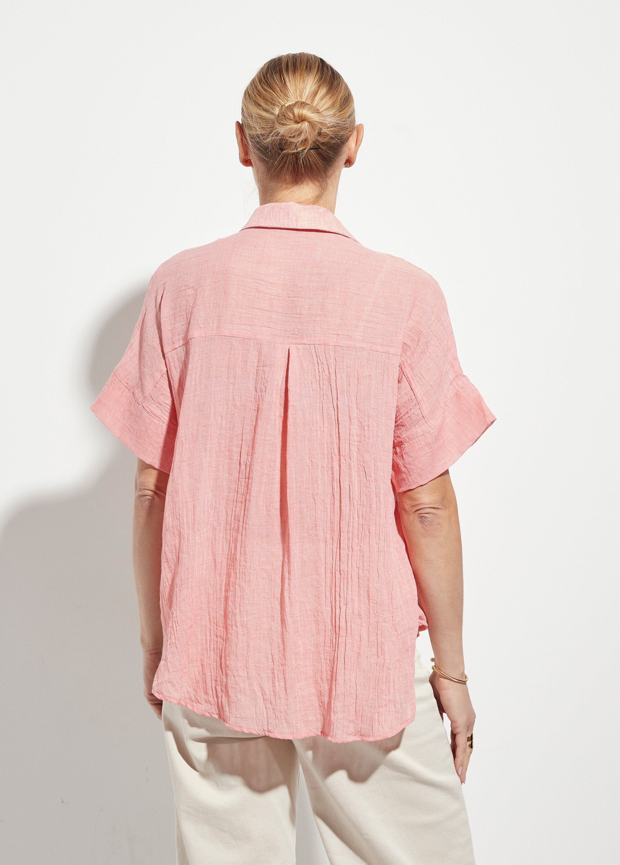 Blusa_de_voile_amassada_de_manga_curta_Coral_DO1_slim