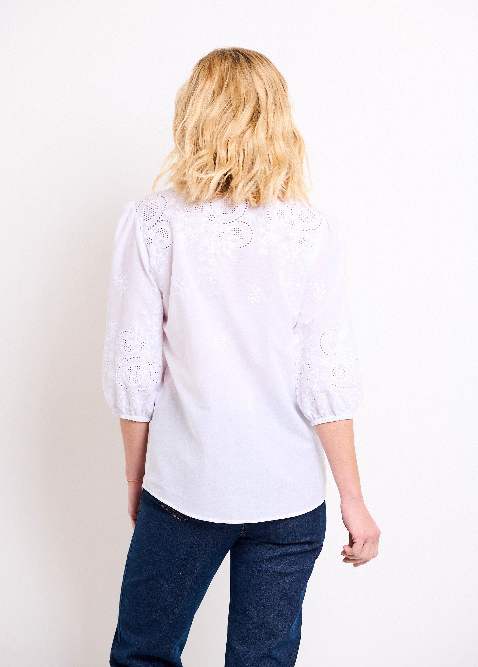 Blusa_longa_de_algodão_bordada_com_manga_3/4_Blanc_DO1_slim