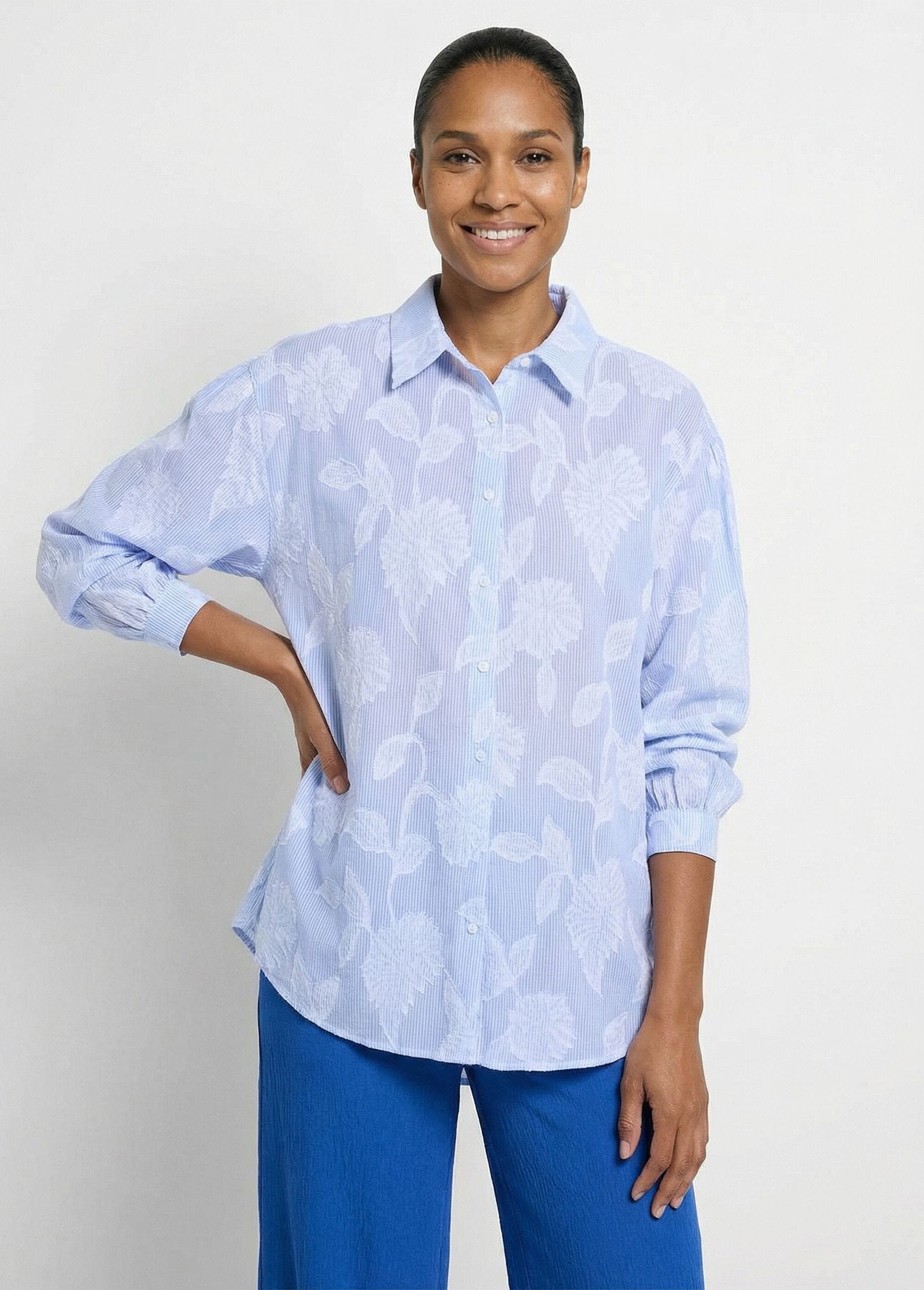 Blusa_comprida_de_algodão_às_riscas_e_jacquard_Bleu_et_blanc_FA1_slim