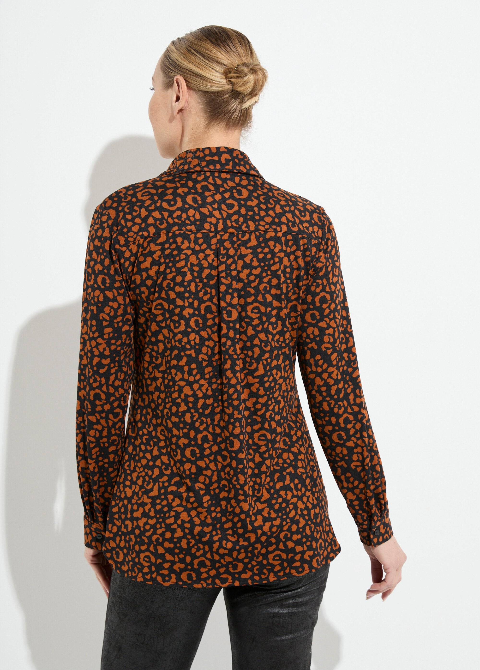 Blusa_de_malha_quentinha_com_estampa_de_pele_de_animal_Noir_et_marron_DO1_slim