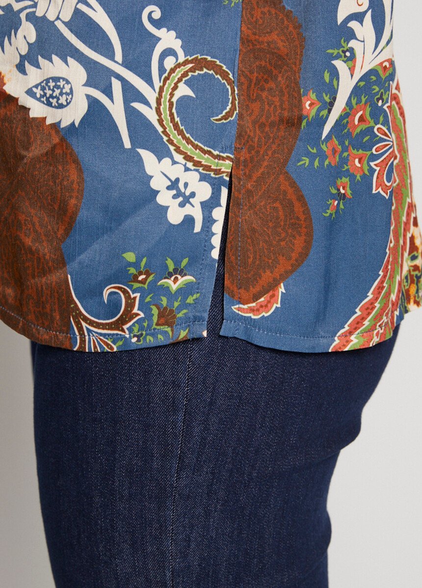 Blusa_de_manga_comprida,_lisa_ou_estampada_Imprime_multicolore_DE3_slim