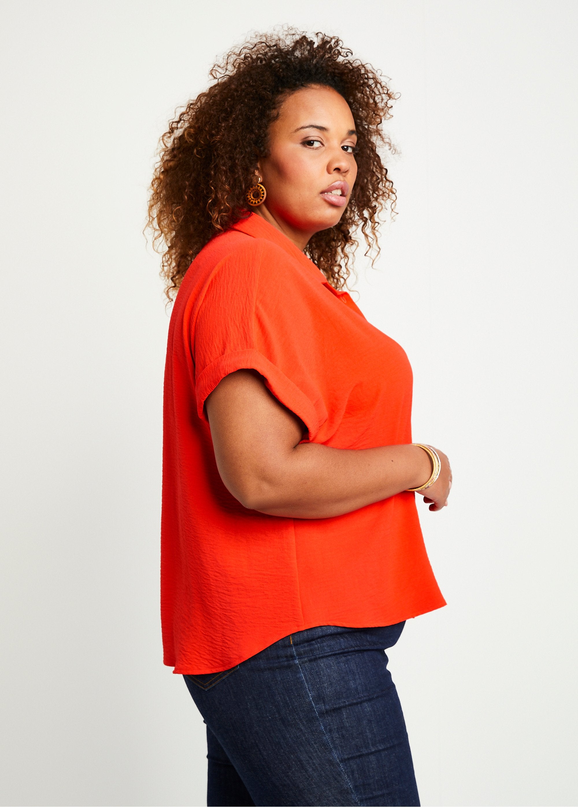 Blusa_lisa_de_manga_curta_LARANJA_FA2_curvy